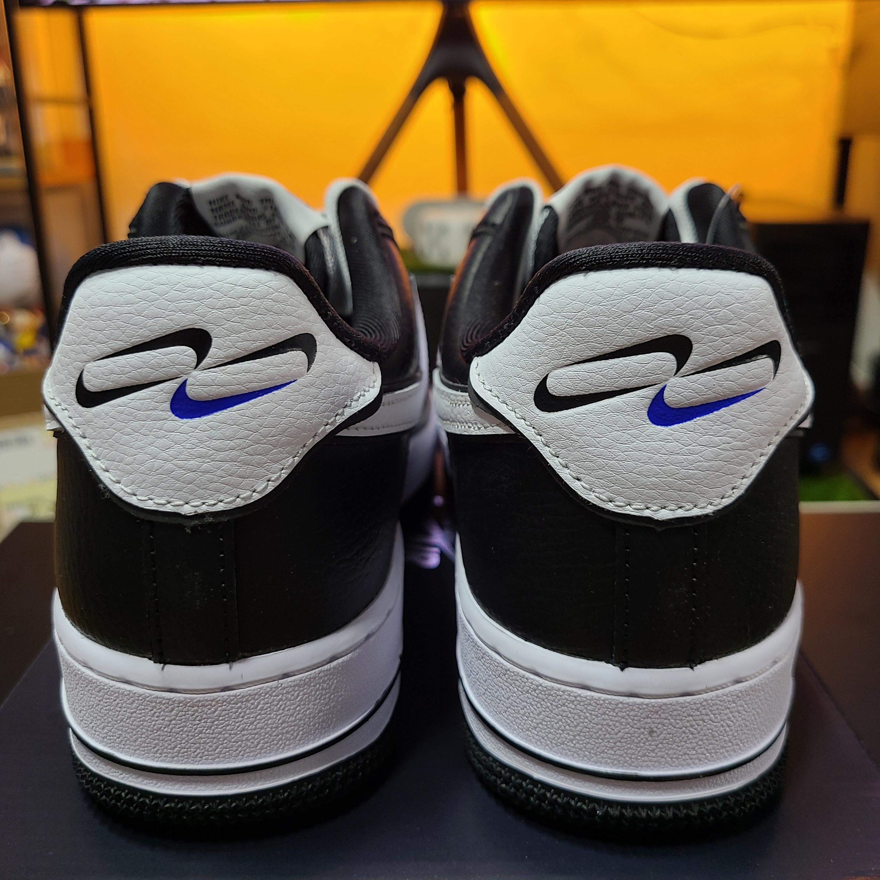 Nike Air Force 1 '07 LV8 White Black 착용 스타일 - 4