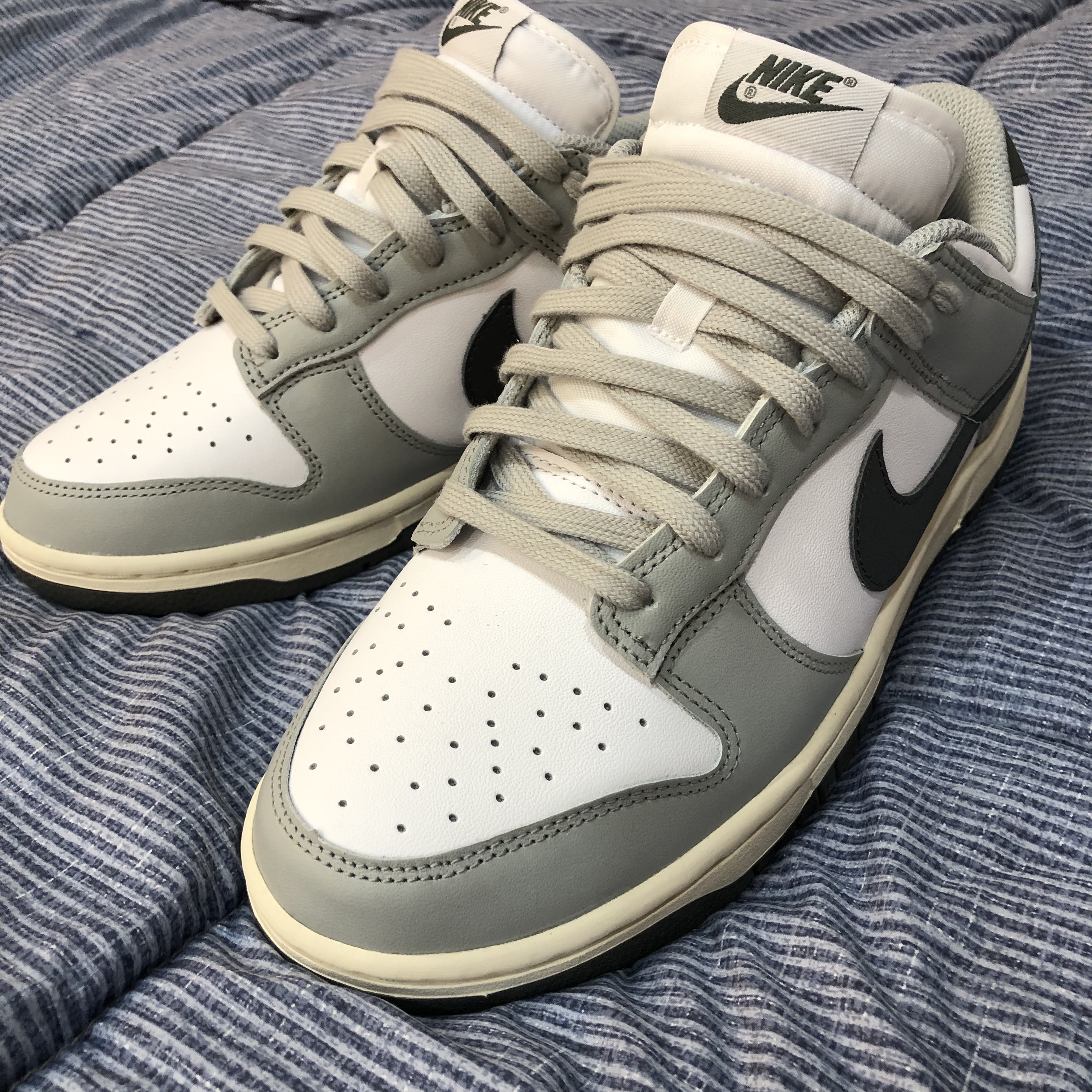 (W) Nike Dunk Low Light Smoke Grey 착용 스타일