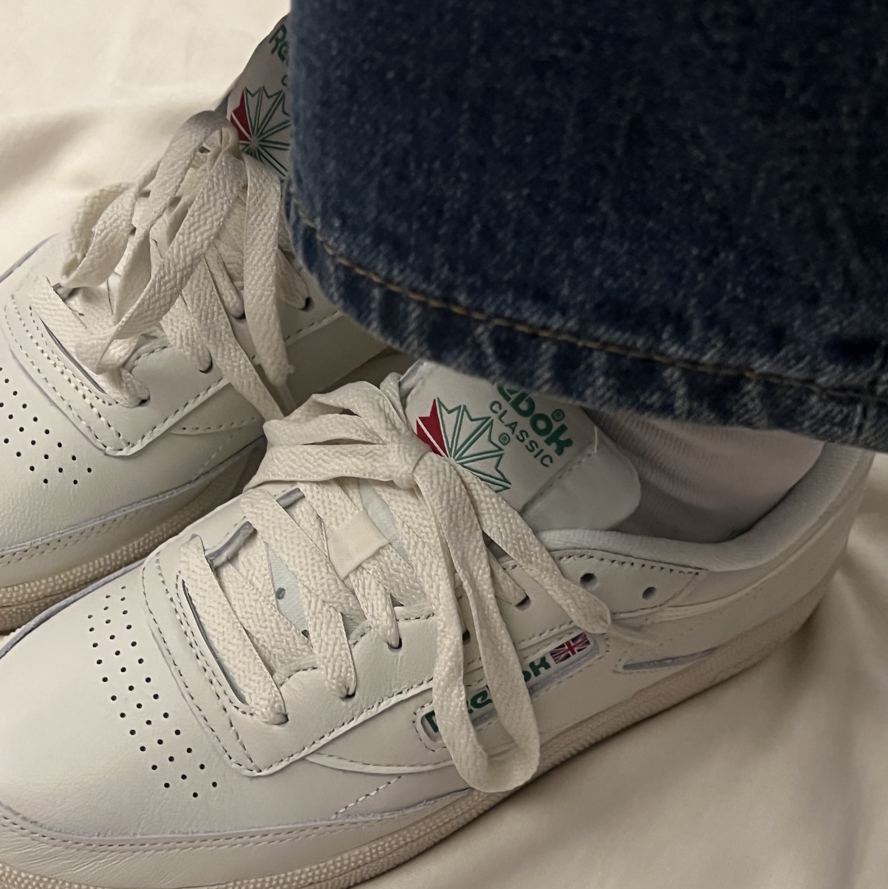 Reebok Club C 85 Vintage Chalk Green 착용 스타일 - 2
