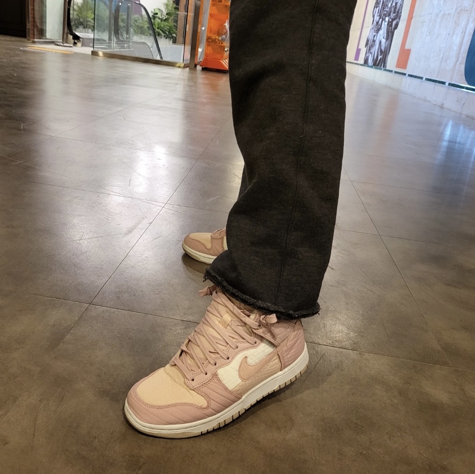 (W) Nike Dunk High Next Nature Pink Oxford 착용 스타일 - 2