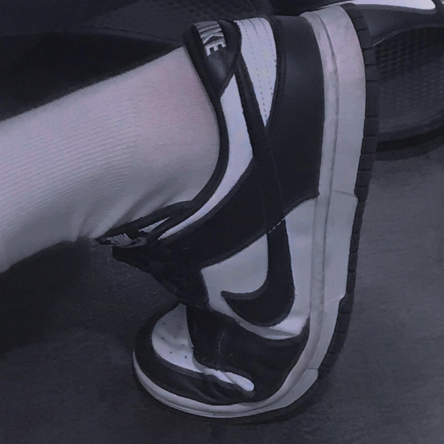 Nike Dunk Low Retro Black 착용 스타일