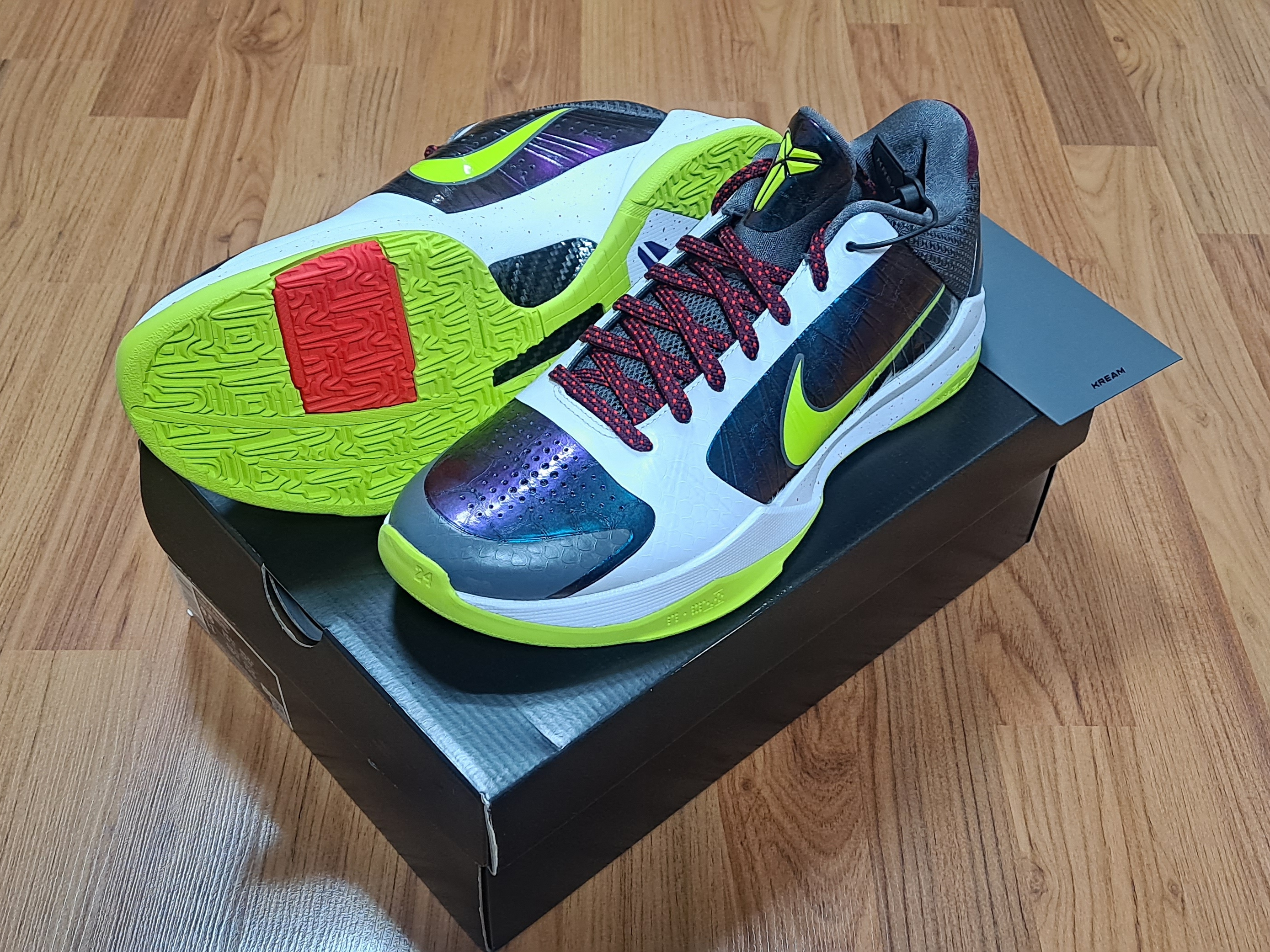 Nike Kobe 5 Protro Chaos 착용 스타일 - 4