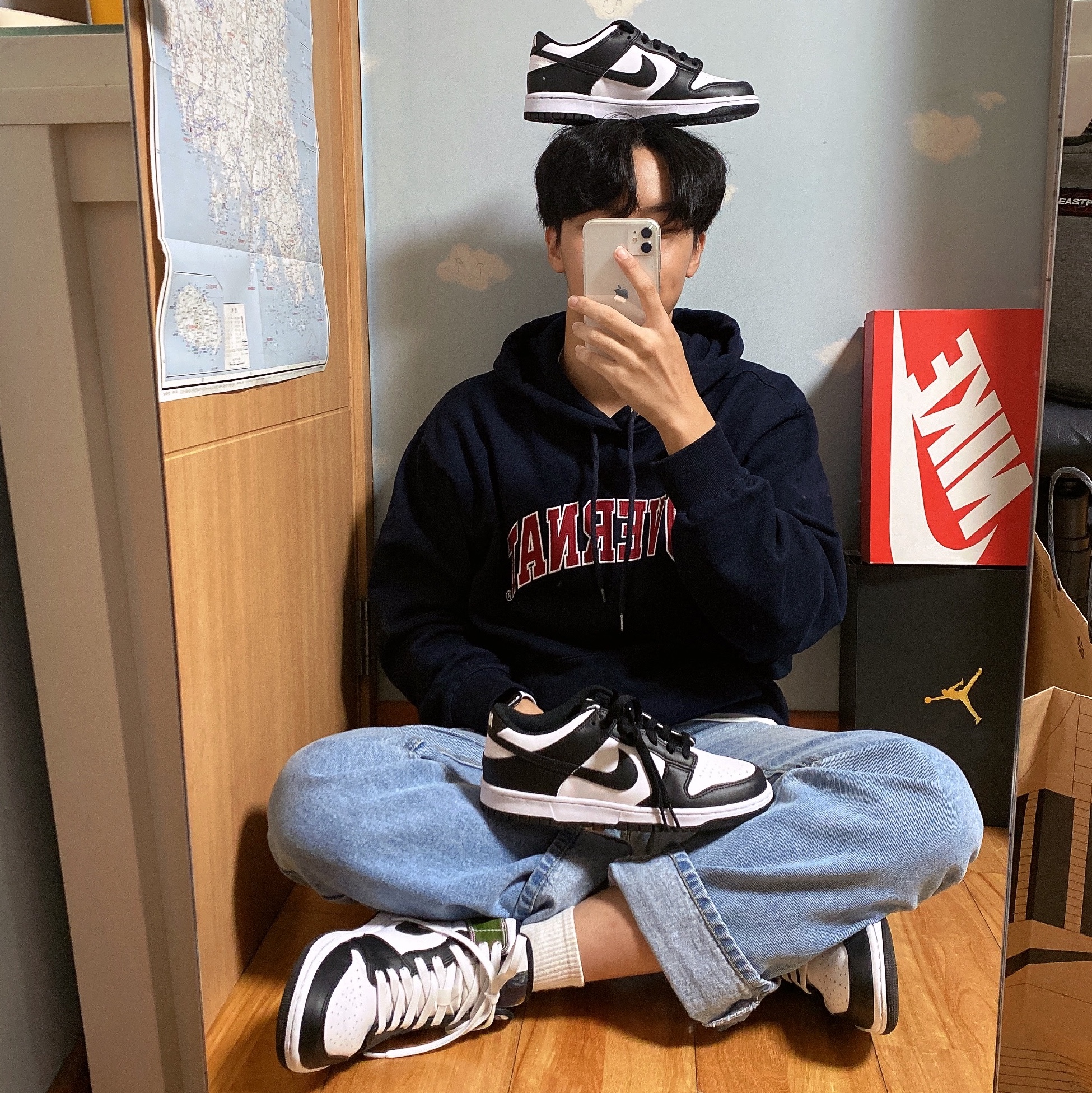 (GS) Nike Dunk Low Black, Jordan 1 Mid SE Heat Reactive 착용 스타일 - 1