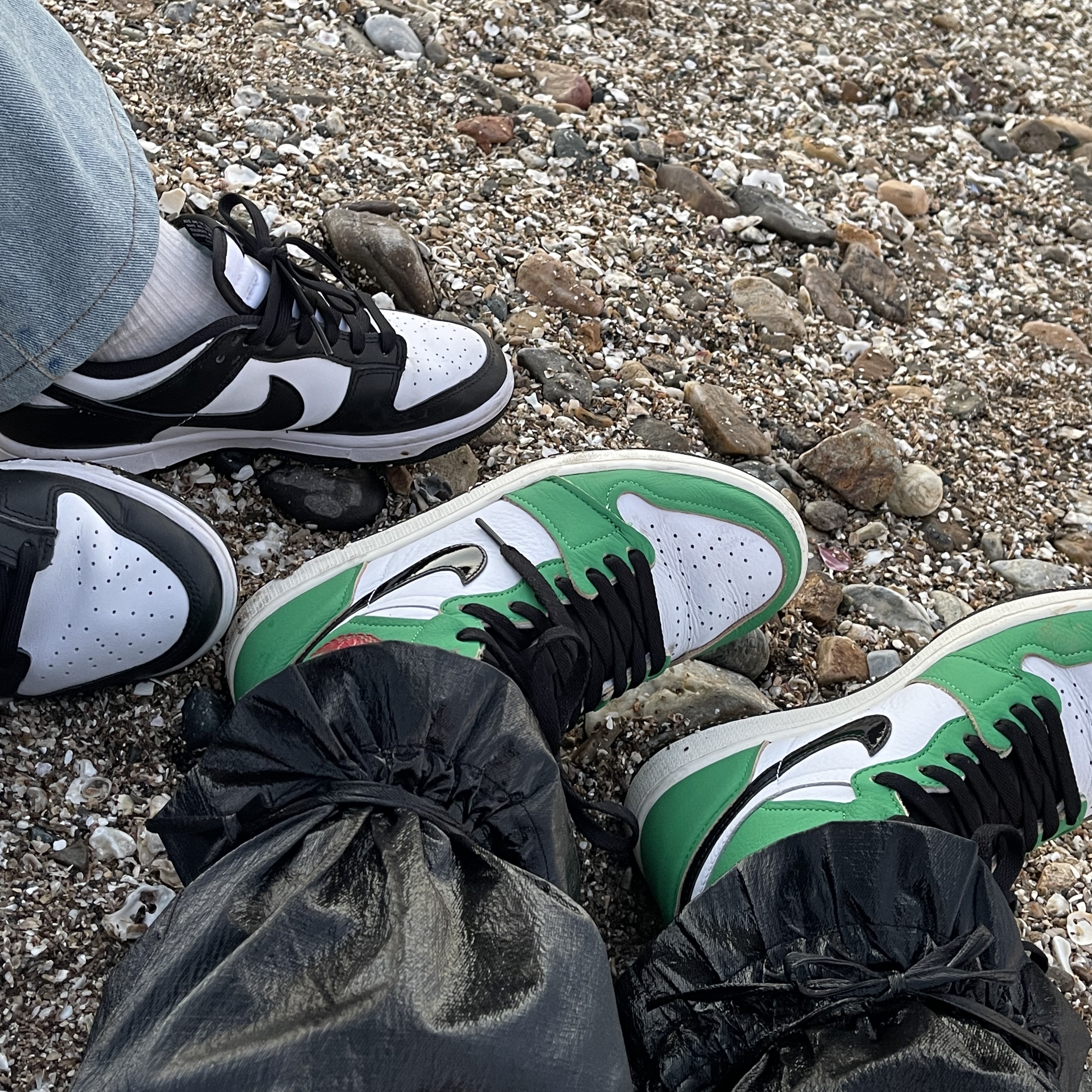 Nike Dunk Low Retro Black, (W) Jordan 1 Retro High OG Lucky Green 착용 스타일 - 2