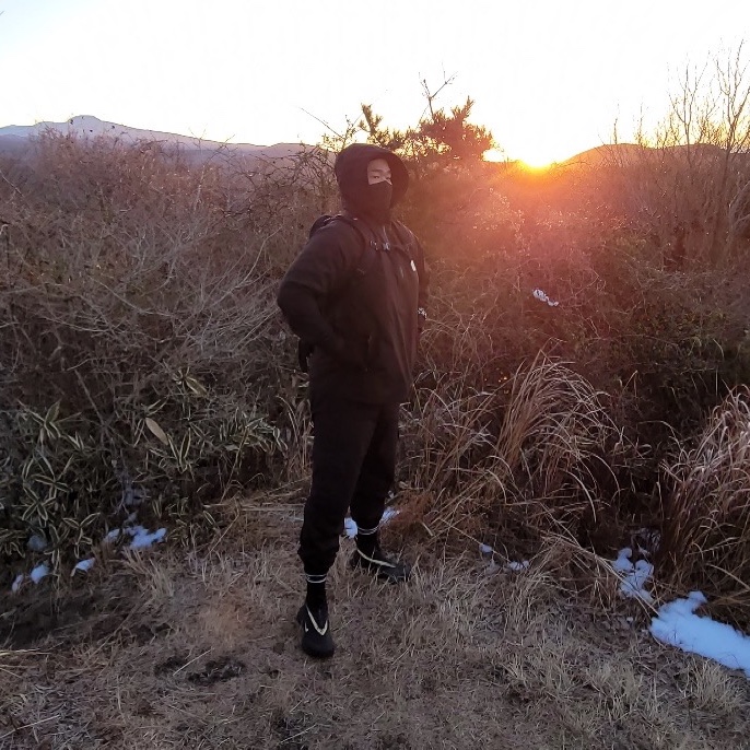Nike ACG Mountain Fly Gore-Tex Black and Dark Grey, Supreme x The North Face RTG Backpack Black - 20SS 착용 스타일