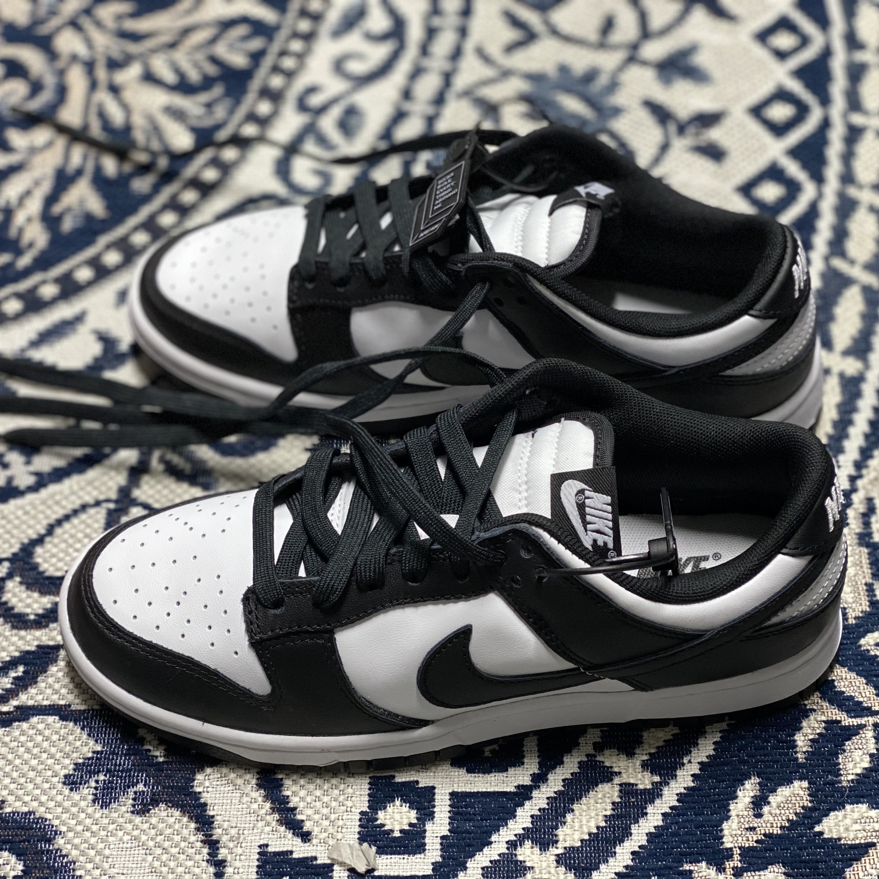 Nike Dunk Low Retro Black 착용 스타일 - 3