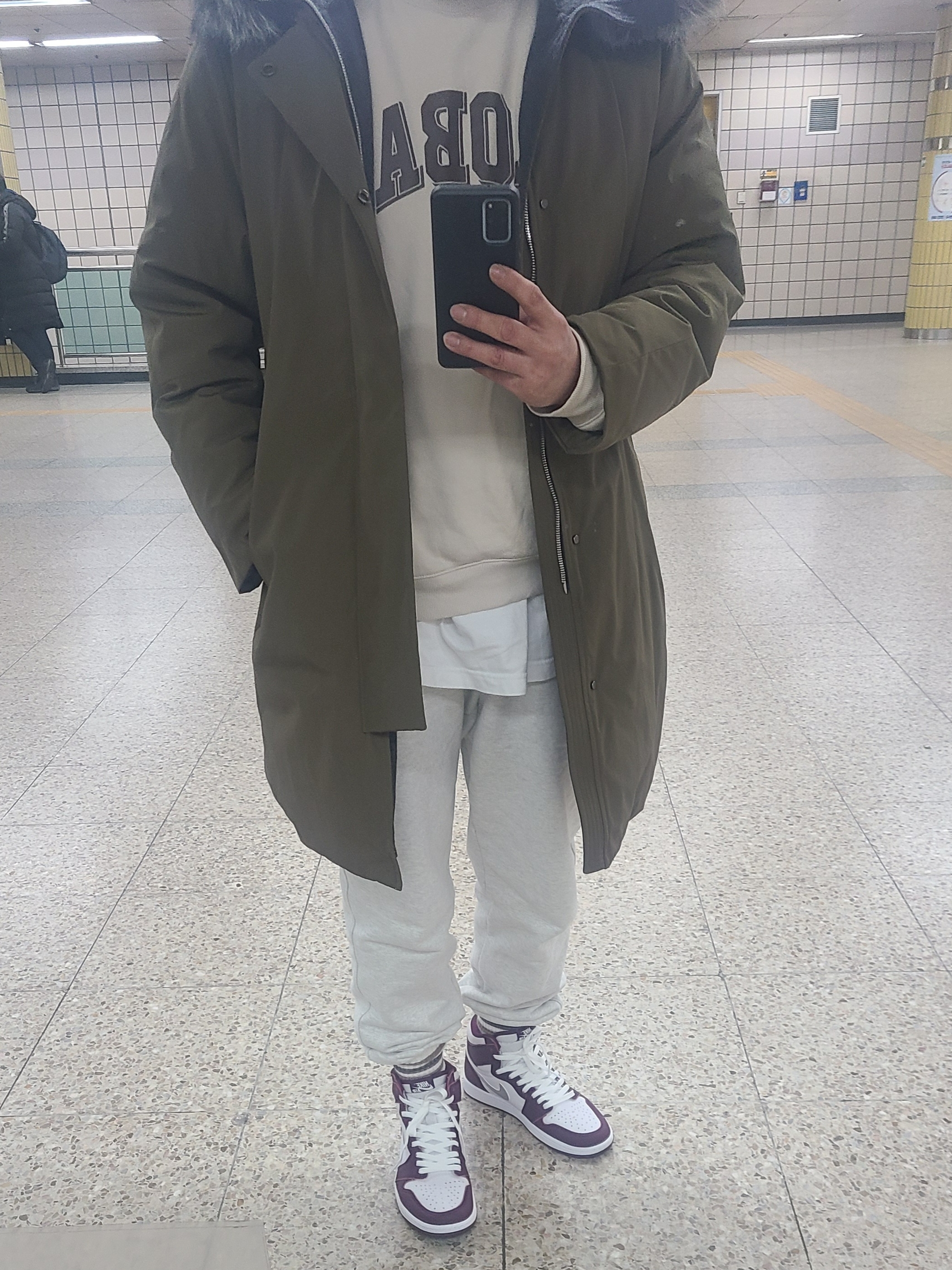 Jordan 1 Retro High OG Bordeaux 착용 스타일
