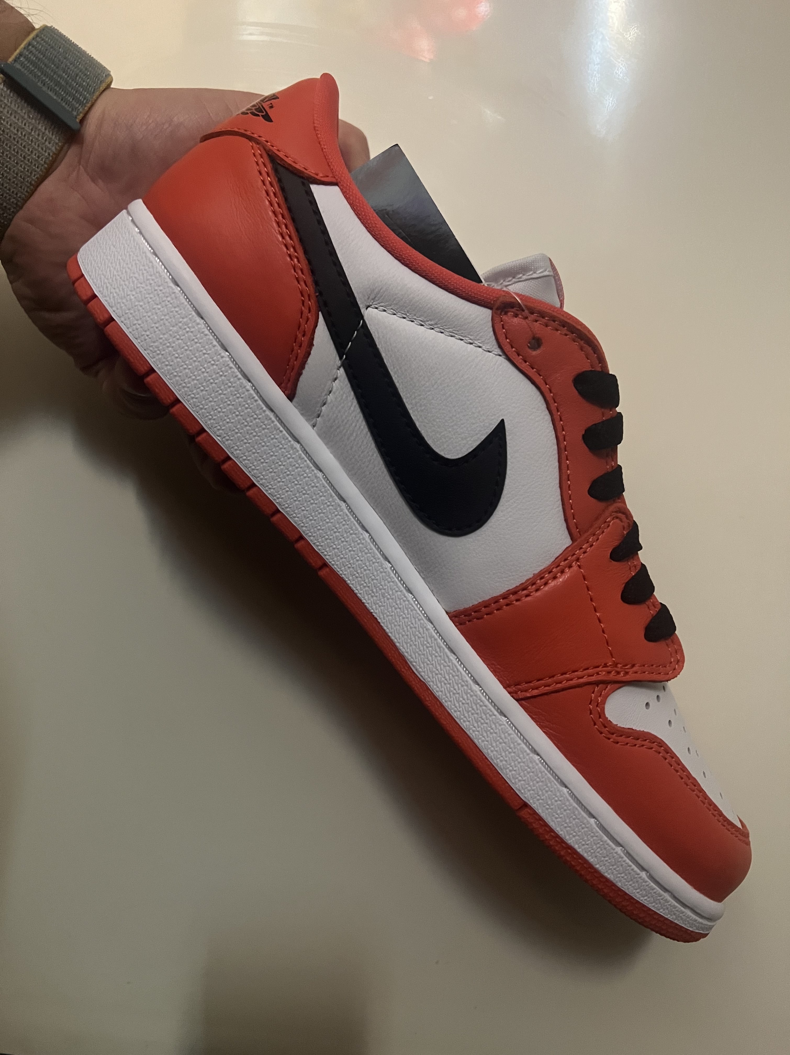 Jordan 1 Low OG Starfish 착용 스타일 - 3