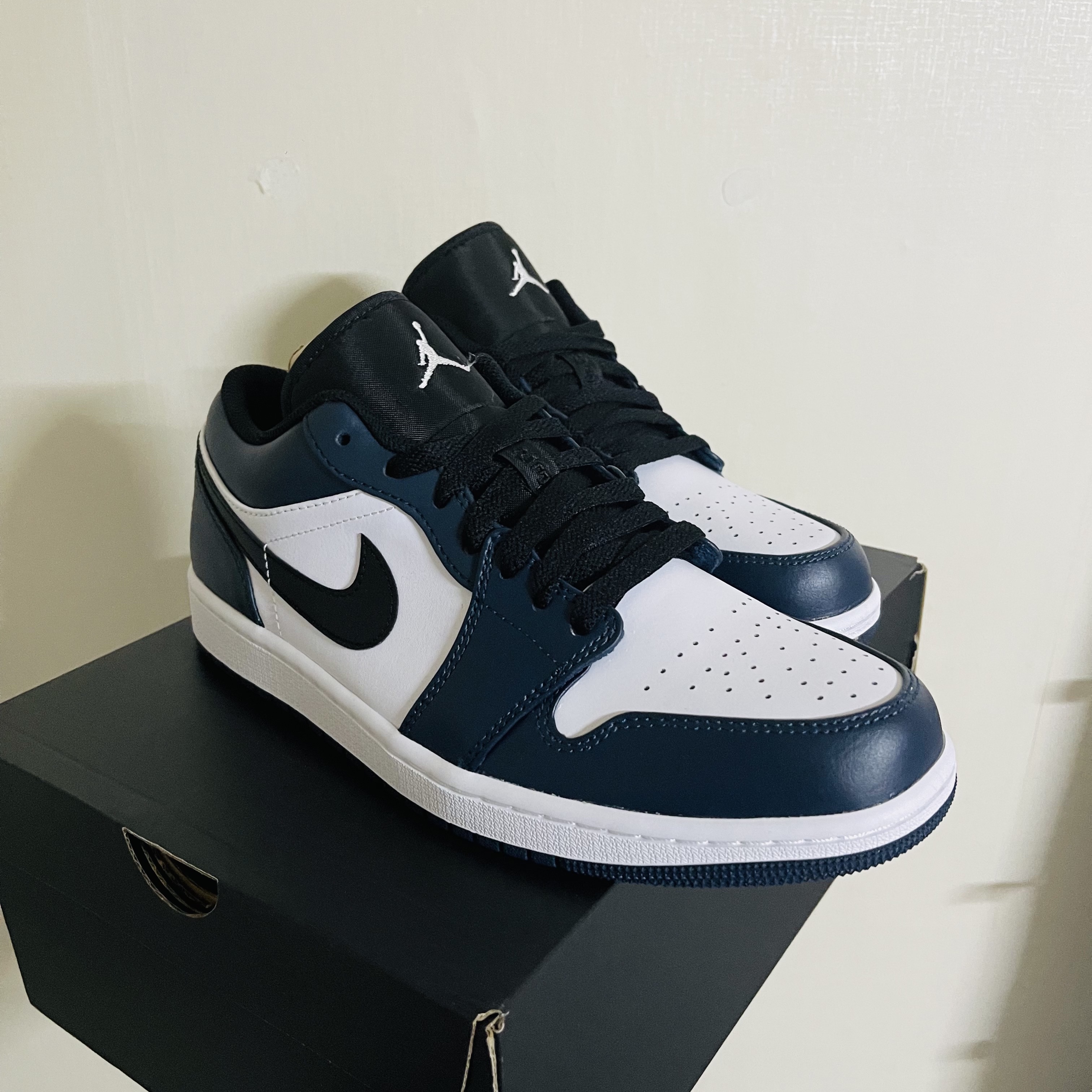 Jordan 1 Low Dark Teal 착용 스타일