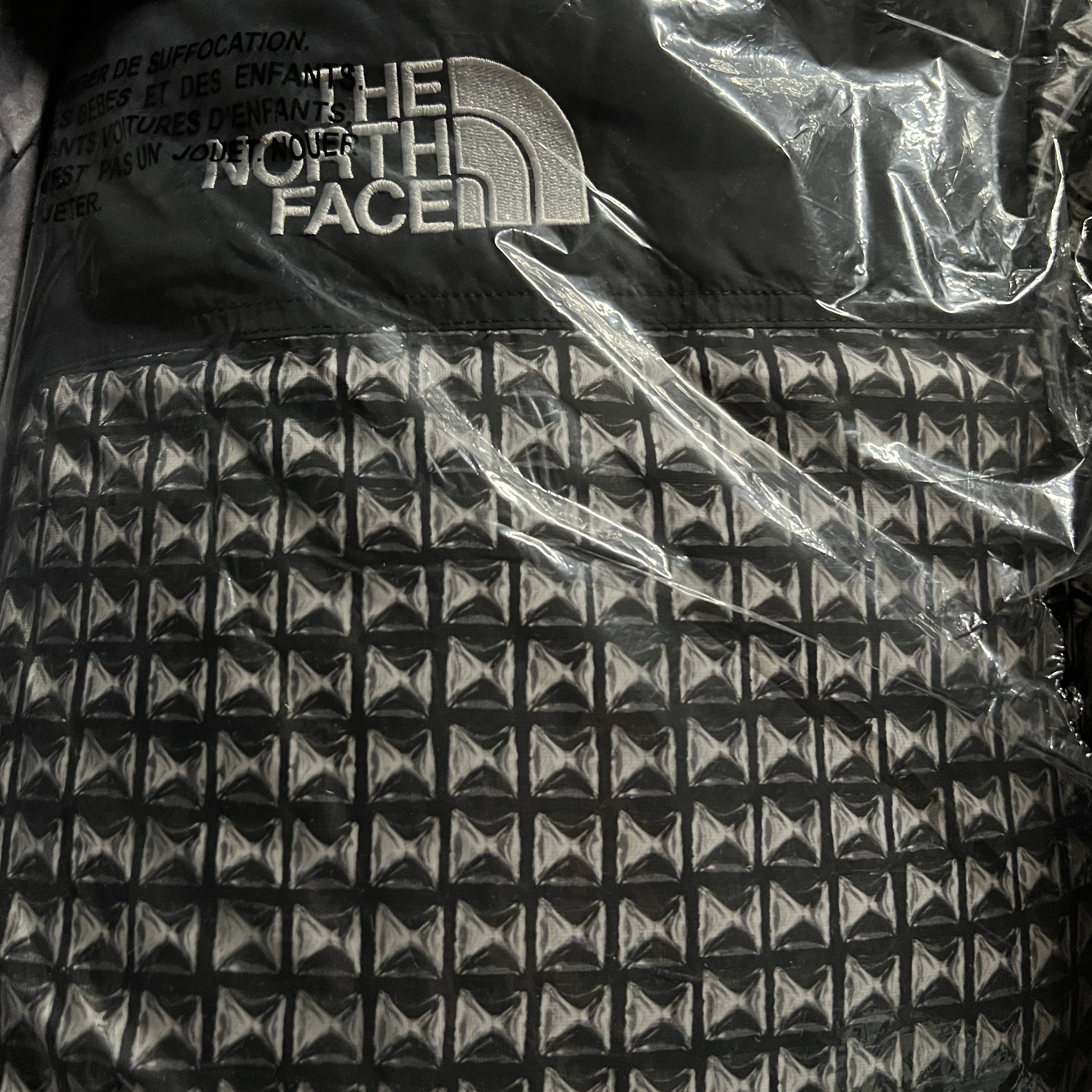 Supreme x The North Face Studded Nuptse Jacket Black - 21SS 착용 스타일