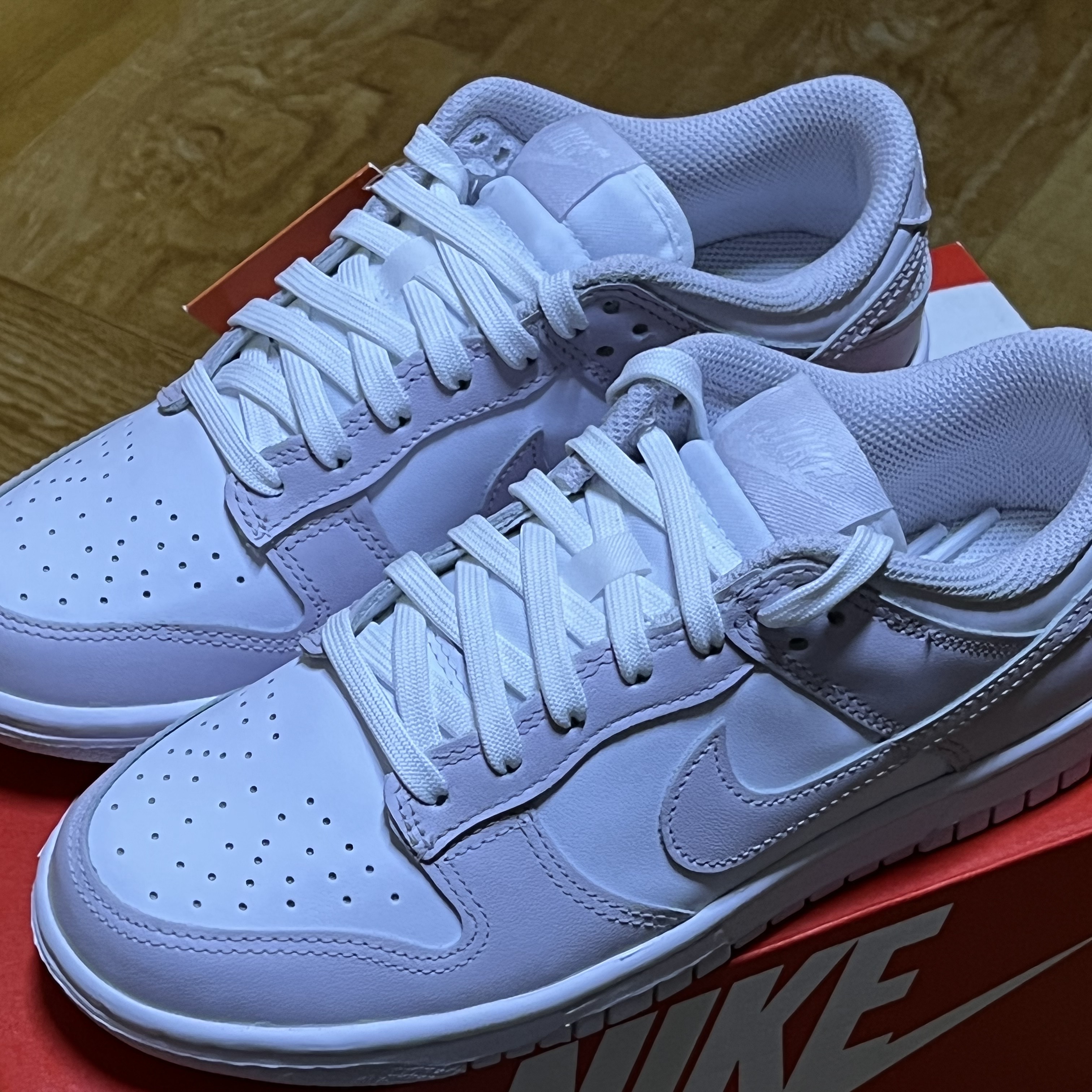 (W) Nike Dunk Low Venice 착용 스타일