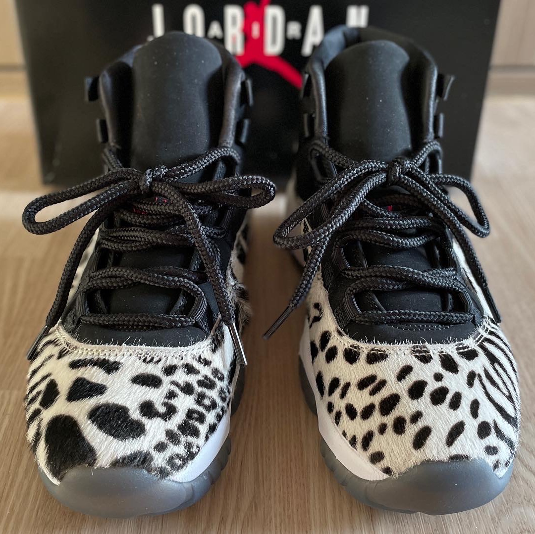 (W) Jordan 11 Retro Animal Instinct Black White 착용 스타일 - 2
