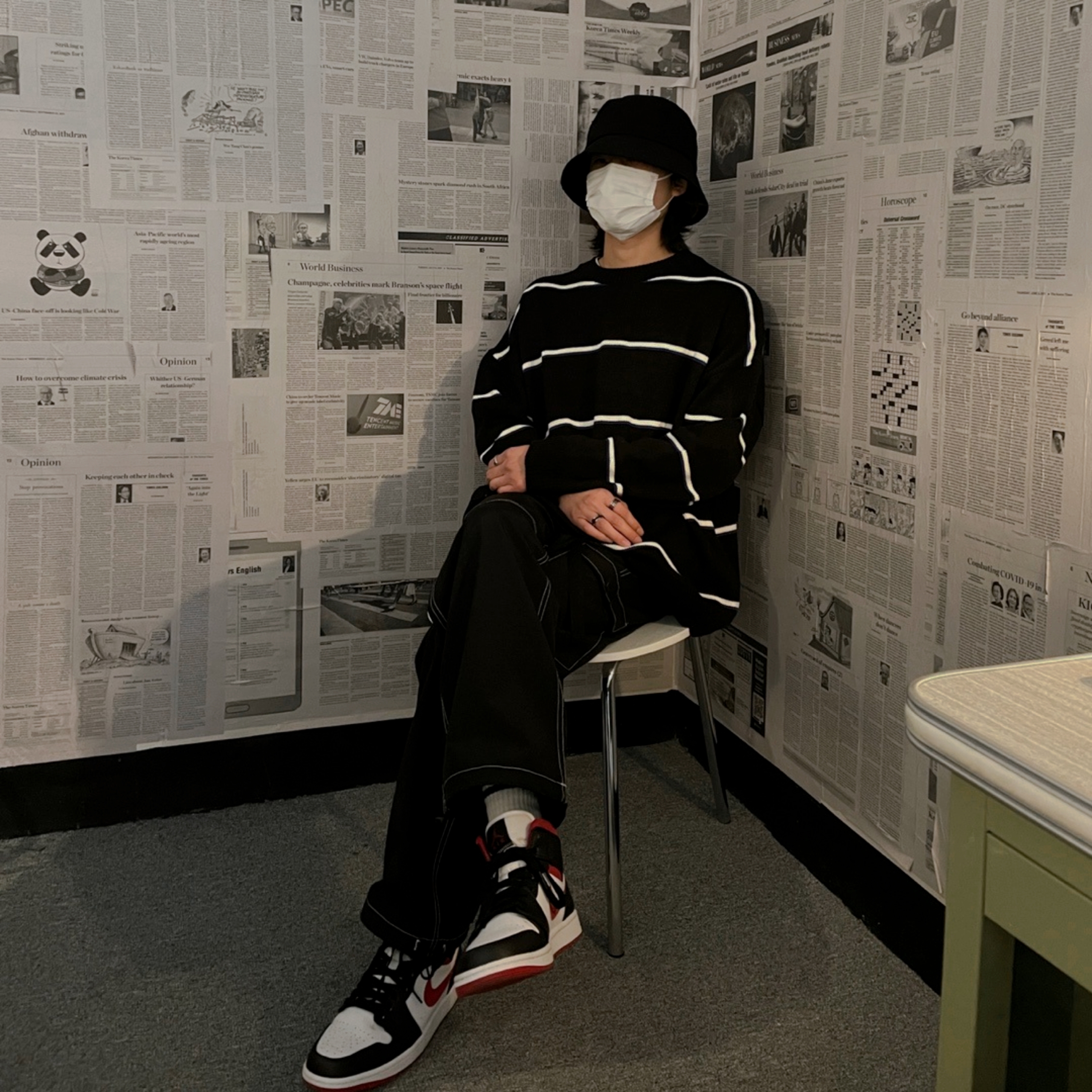 Jordan 1 Mid Gym Red Black White 착용 스타일