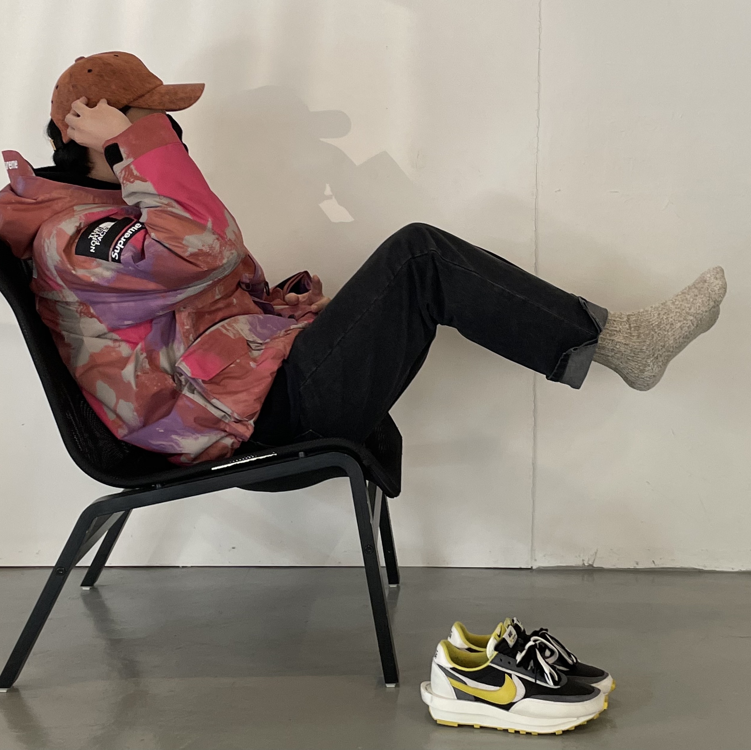 Nike x Sacai x Undercover LDWaffle Black Bright Citron, Supreme x The North Face Cargo Jacket Multi-Color - 20SS 착용 스타일