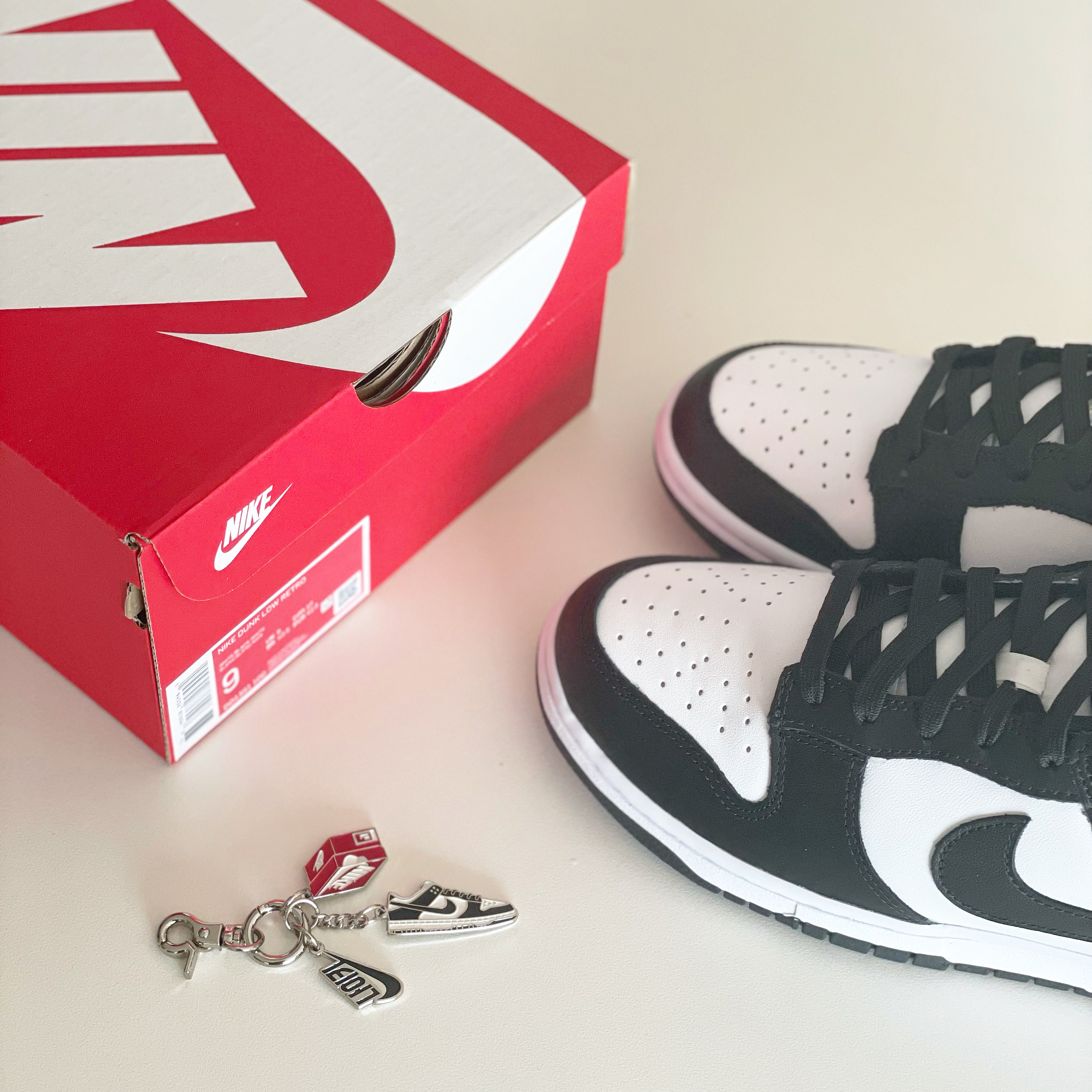 Nike Dunk Low Retro Black 착용 스타일 - 1