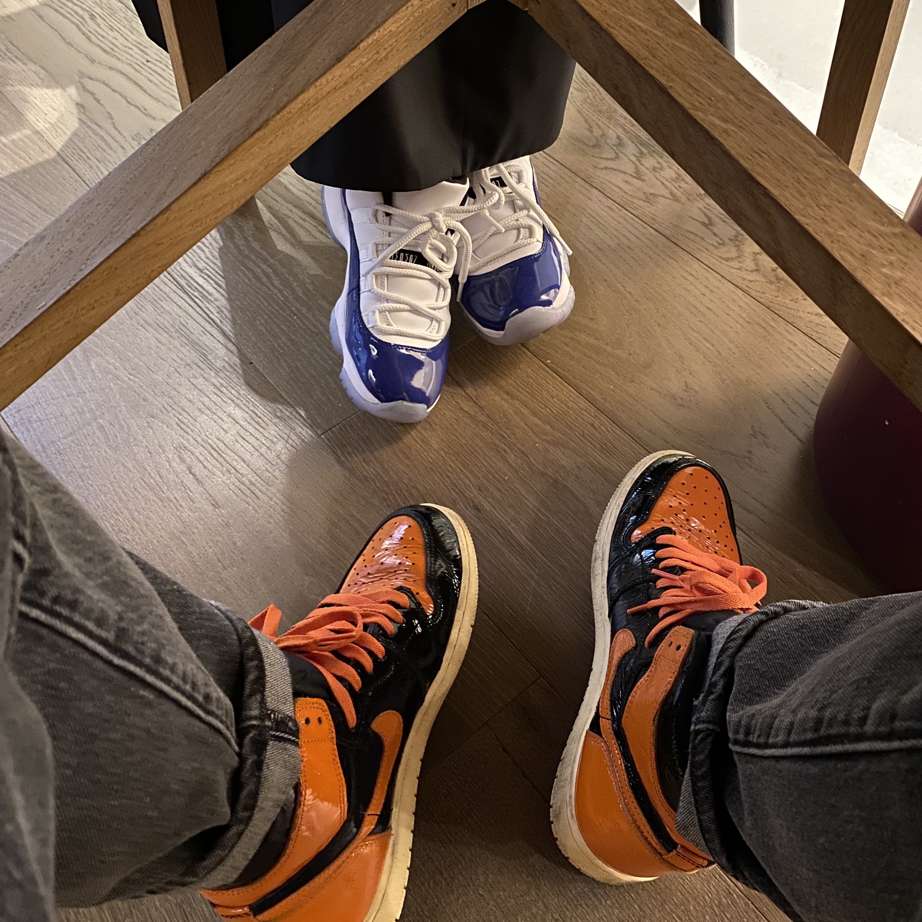 Jordan 1 Retro High Shattered Backboard 3.0, (W) Jordan 11 Retro Low Concord Sketch 착용 스타일 - 3