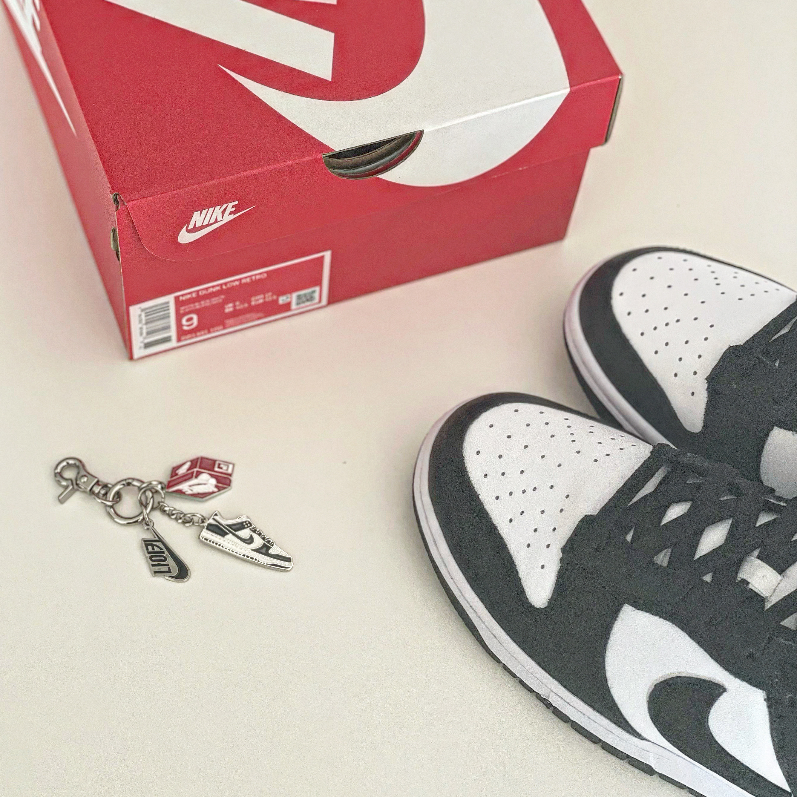 Nike Dunk Low Retro Black 착용 스타일 - 2