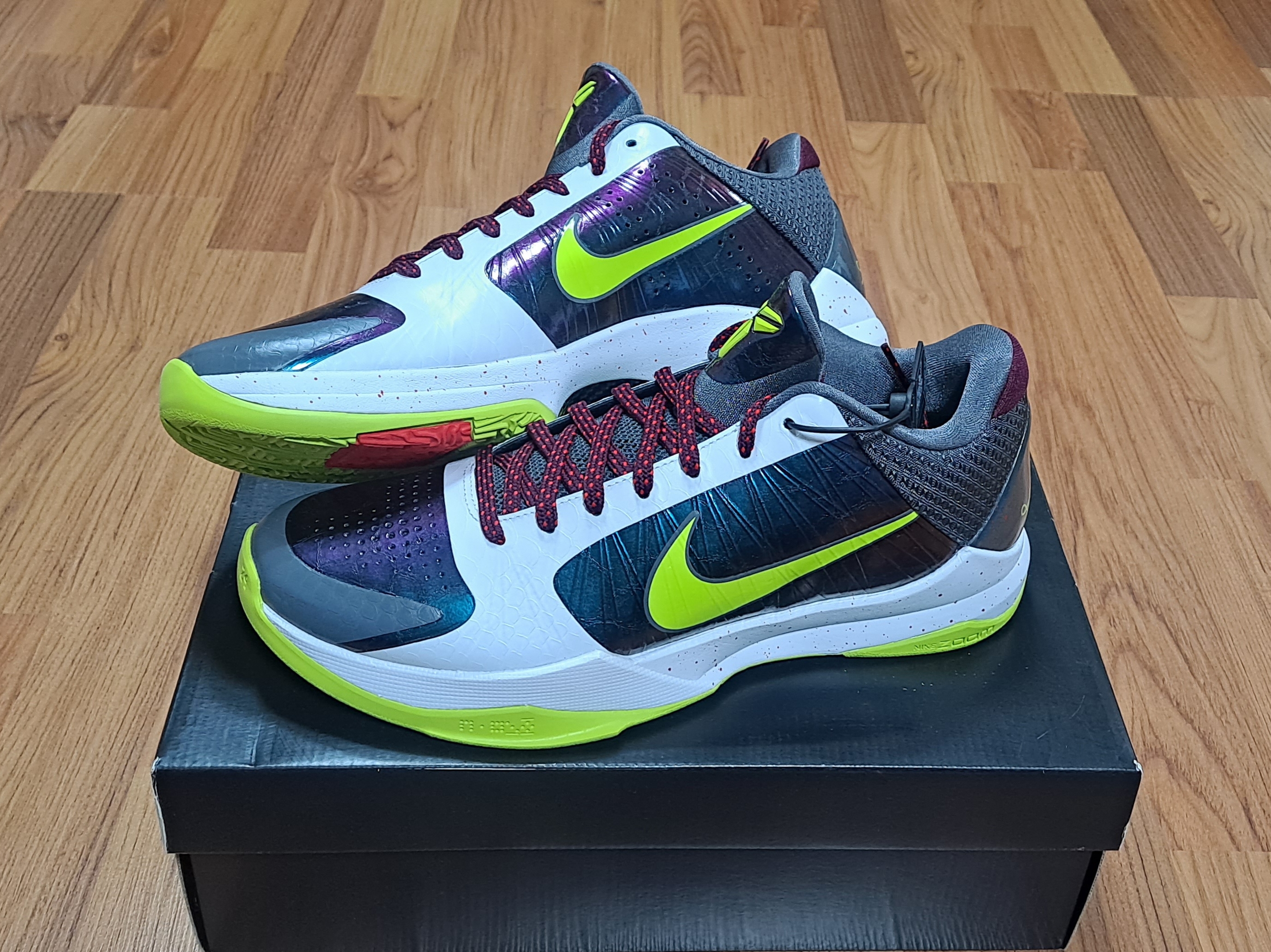 Nike Kobe 5 Protro Chaos 착용 스타일 - 1