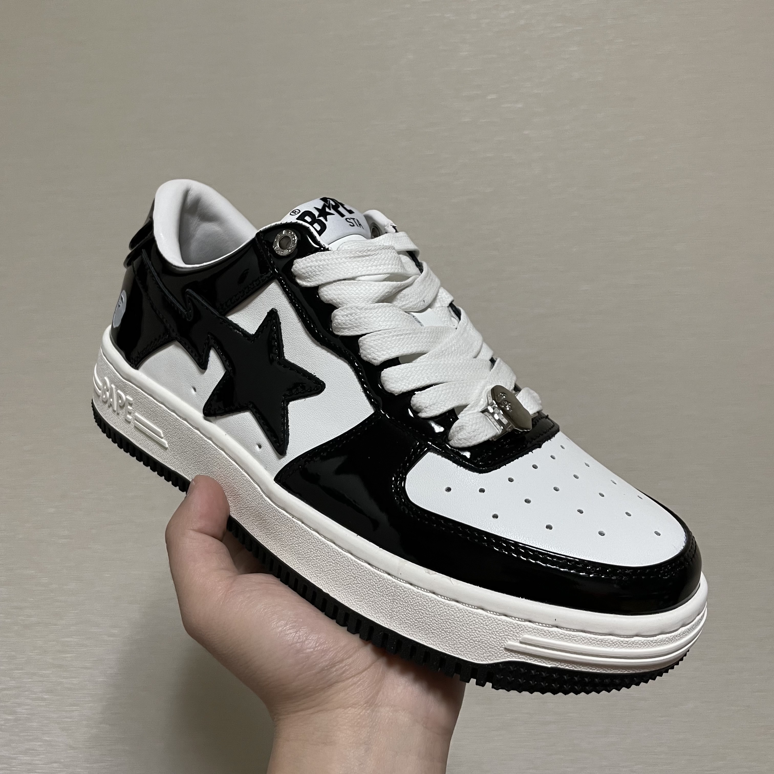 Adidas x BAPE Superstar 80s Green Camo 착용 스타일 - 2