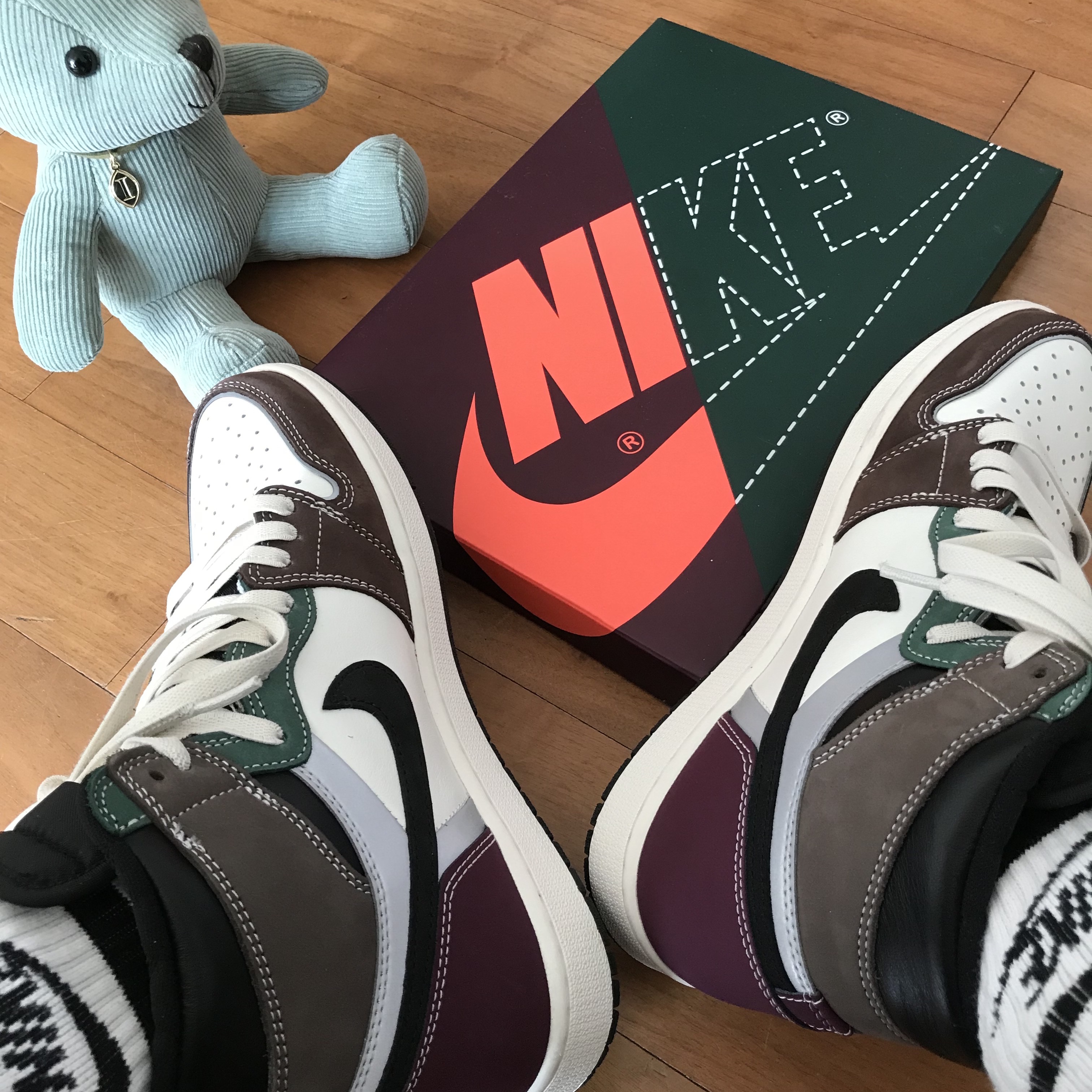 Jordan 1 Retro High OG Craft 착용 스타일 - 1