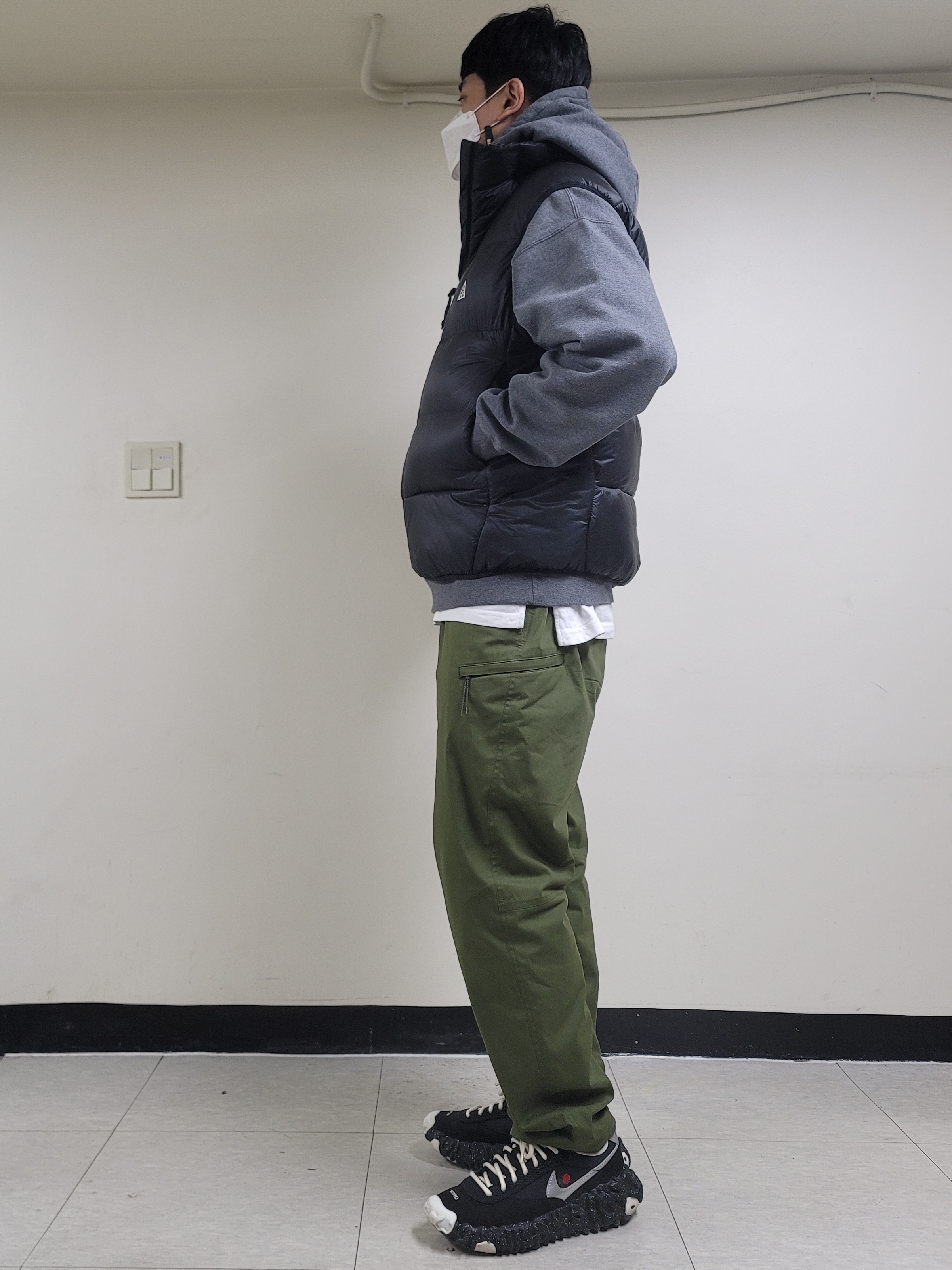 Nike ACG Therma-Fit ADV Lunar Lake Puffer Vest Black - US/EU, Nike x Undercover Overbreak SP Black 착용 스타일 - 2