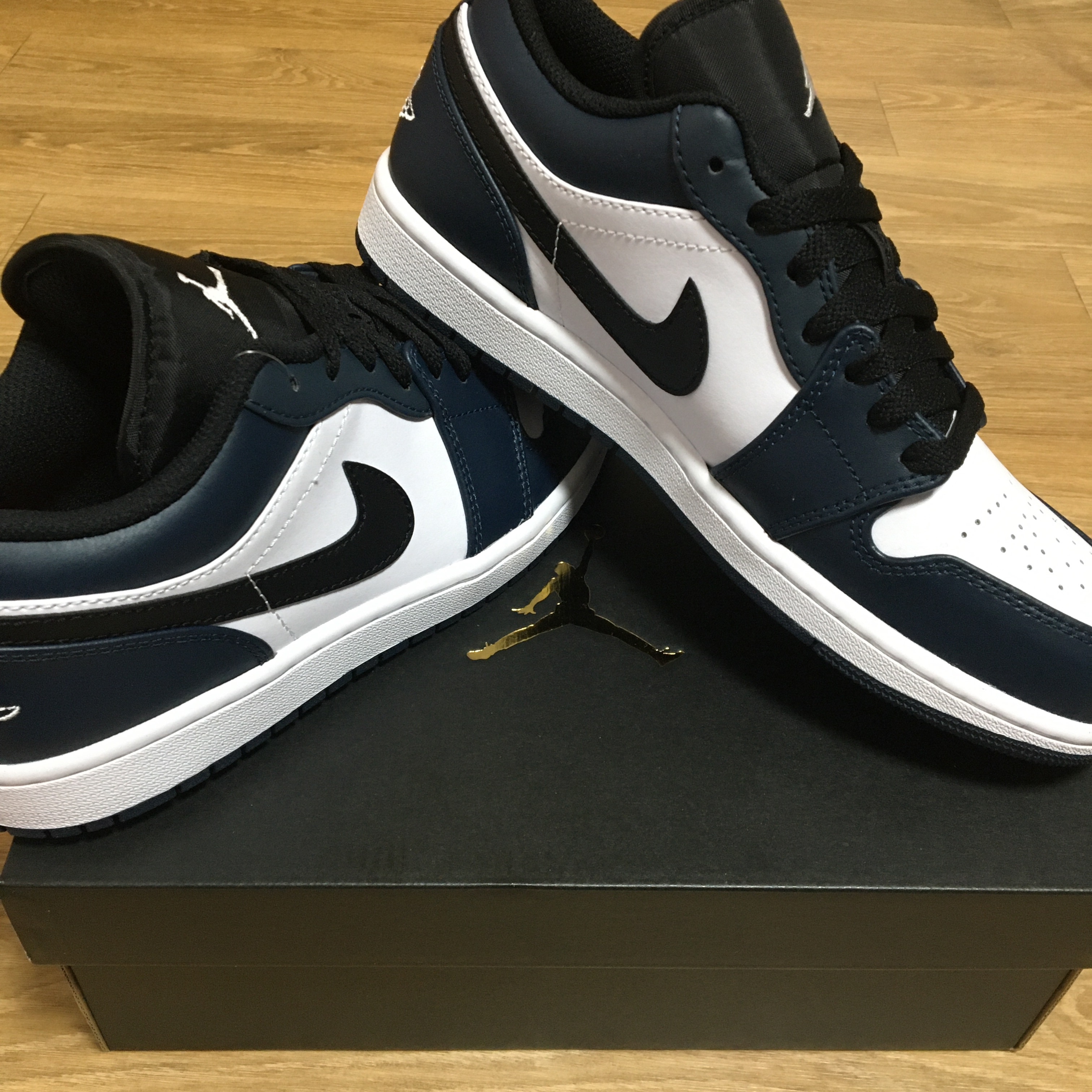 Jordan 1 Low Dark Teal 착용 스타일 - 1