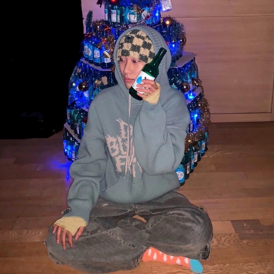 Stussy Crochet Checker Beanie Olive 착용 스타일