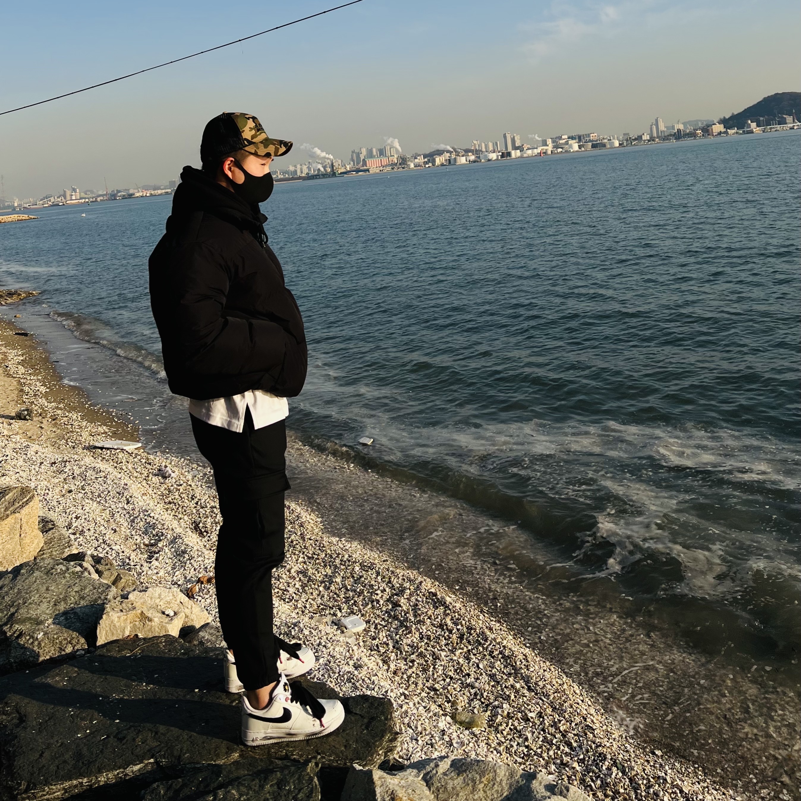 Nike x Peaceminusone Air Force 1 Low Para-Noise 2.0 착용 스타일