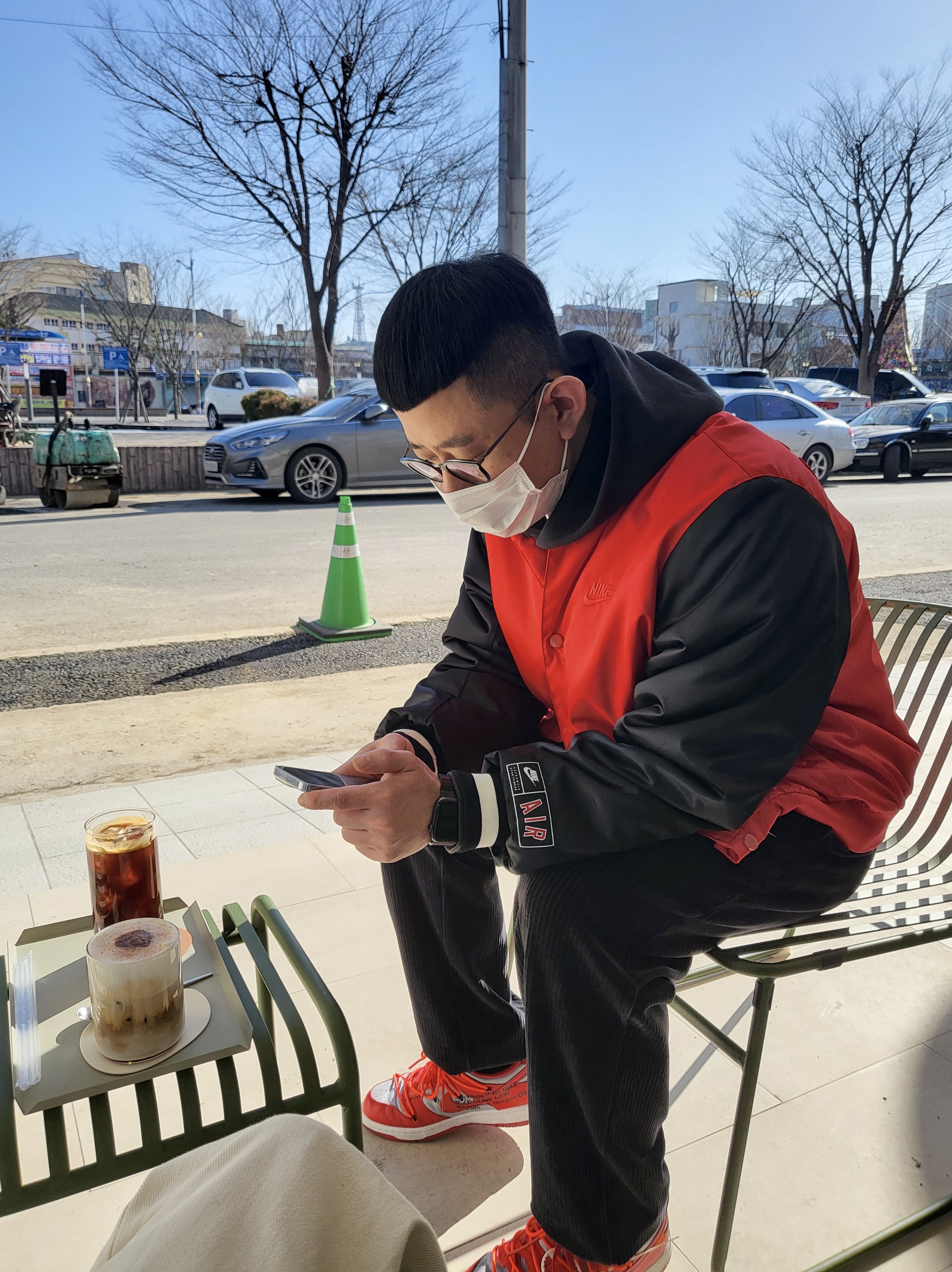 Nike x Off-White Dunk Low University Red 착용 스타일