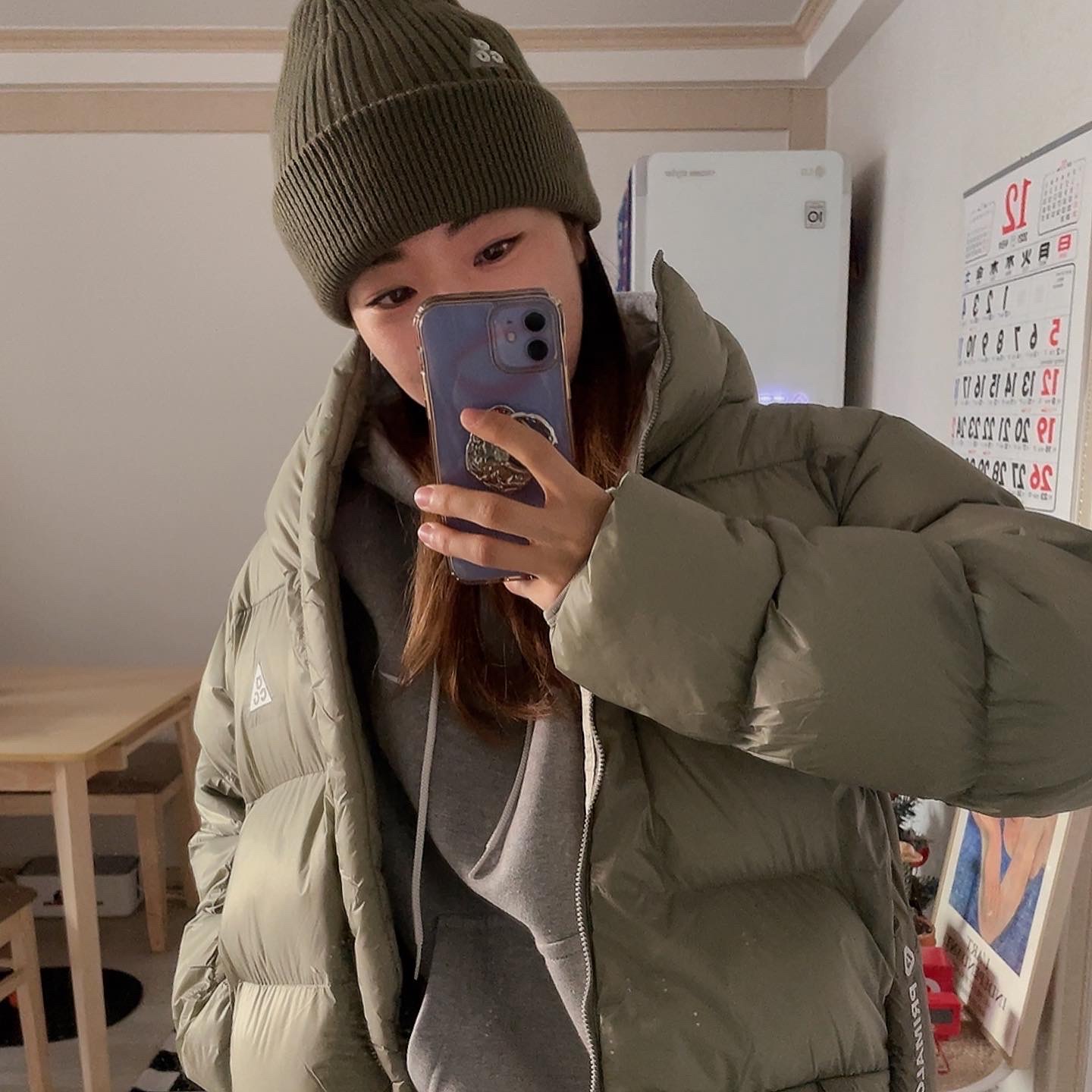 Nike ACG Therma-Fit ADV Lunar Lake Puffer Jacket Light Army - Asia, Nike NRG ACG Cuffed Beanie Medium Olive 착용 스타일 - 2