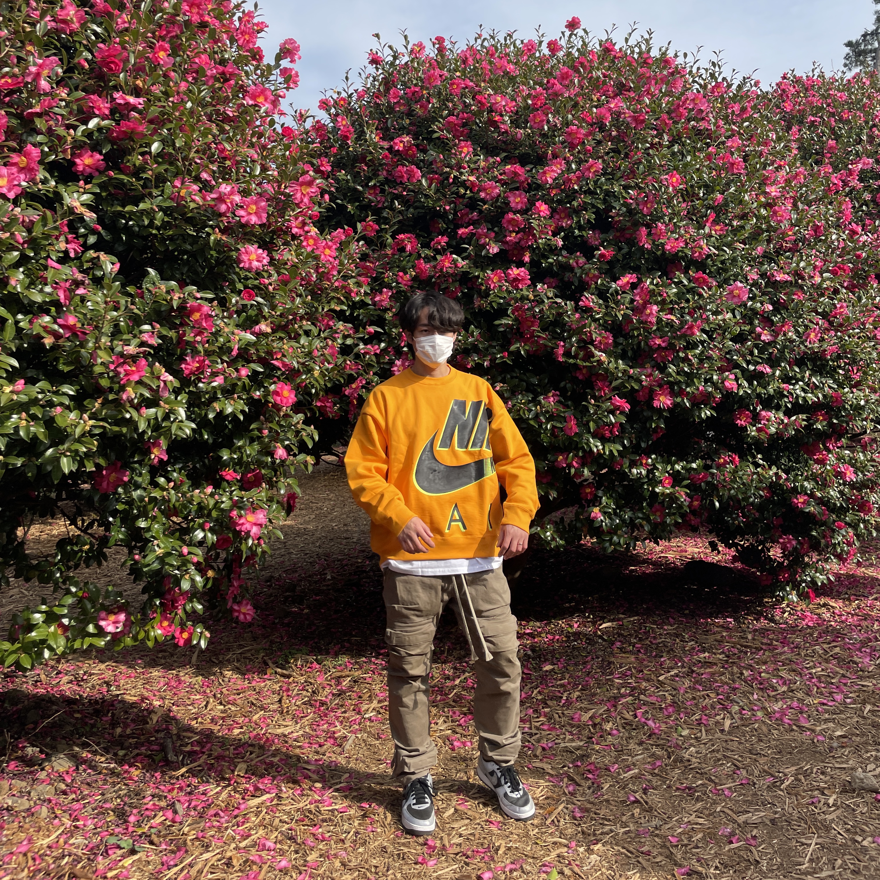 Nike x Kim Jones Fleece Crew Circuit Orange - US/EU, Nike Air Force 1 B Silver Snake 착용 스타일