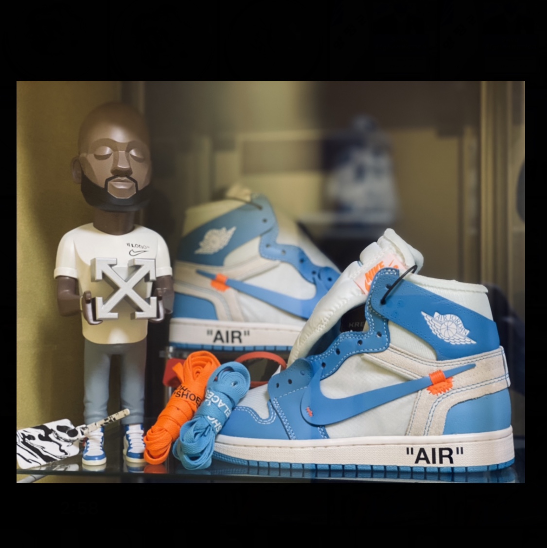 Jordan 1 x Off-White Retro High University Blue 착용 스타일
