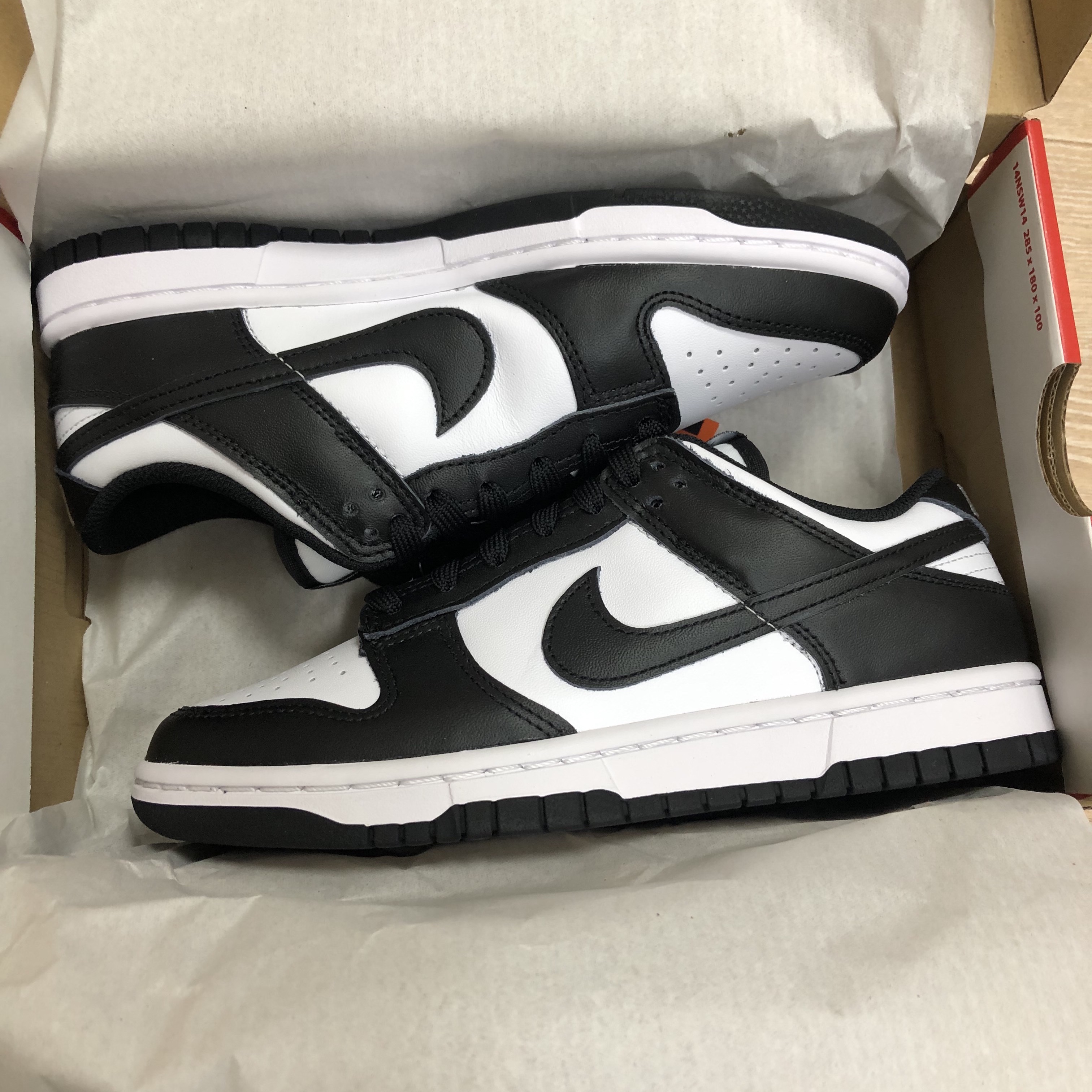 (W) Nike Dunk Low Black, Nike Dunk Low Retro Black 착용 스타일 - 2