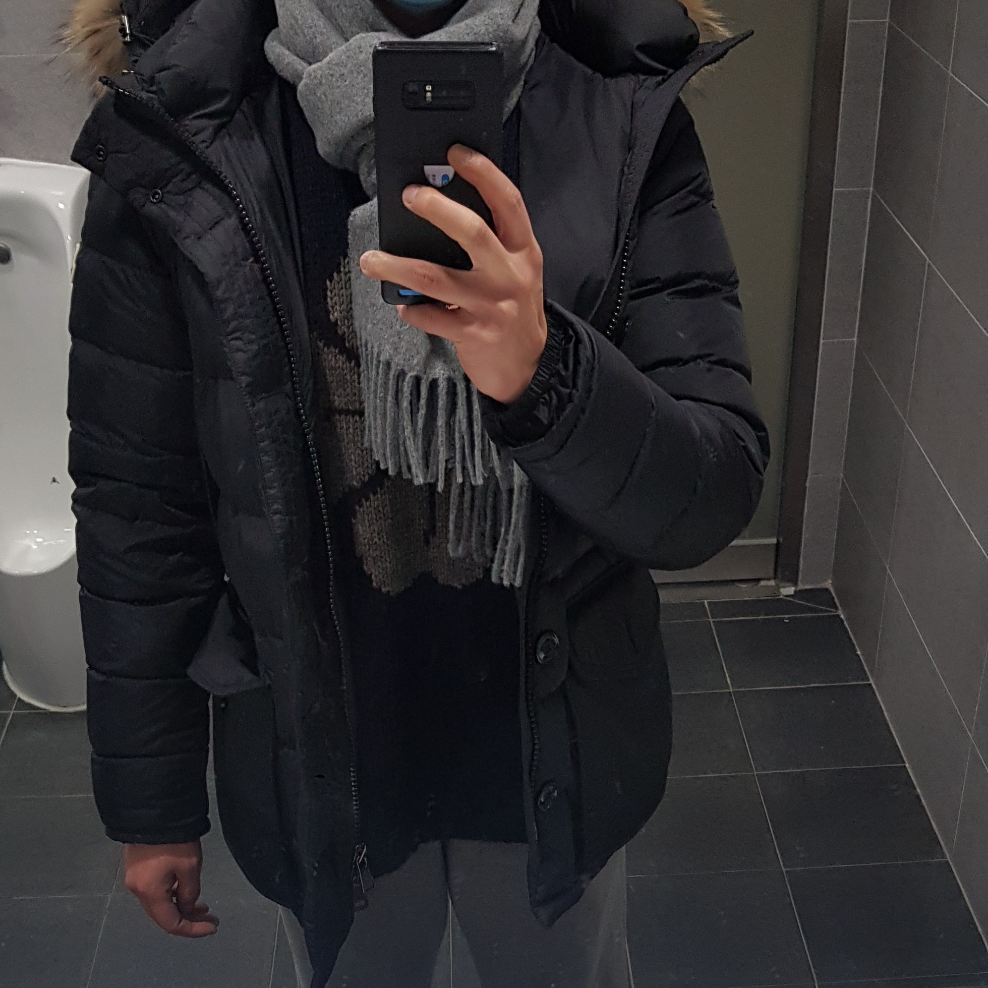 Moncler Cluny Long Down Jacket Black - 21FW, Acne Studios Canada Narrow New Wool Muffler Grey Melange 착용 스타일 - 1