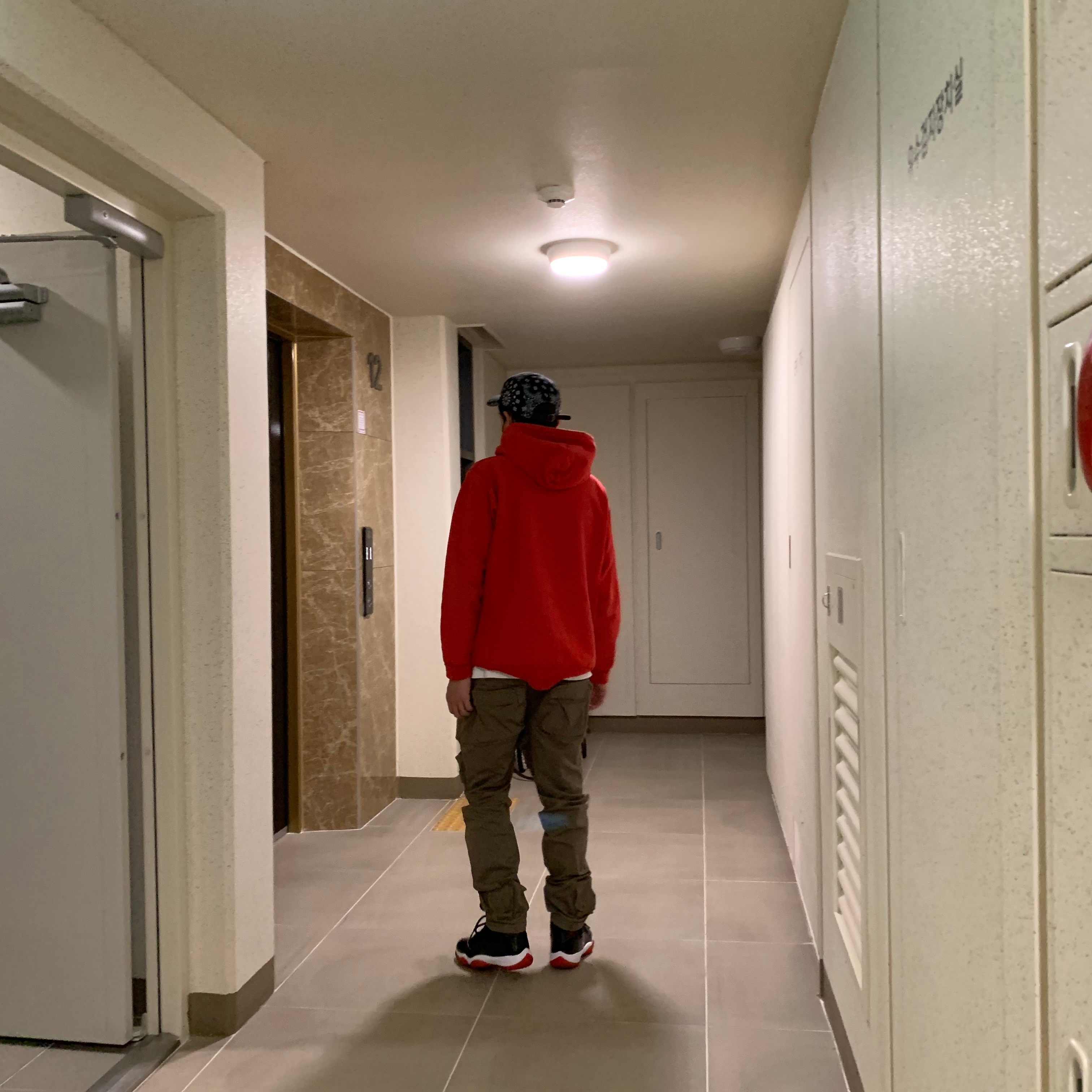Supreme Bandana Camp Cap Black - 21SS, Jordan 11 Retro Bred 2019 착용 스타일