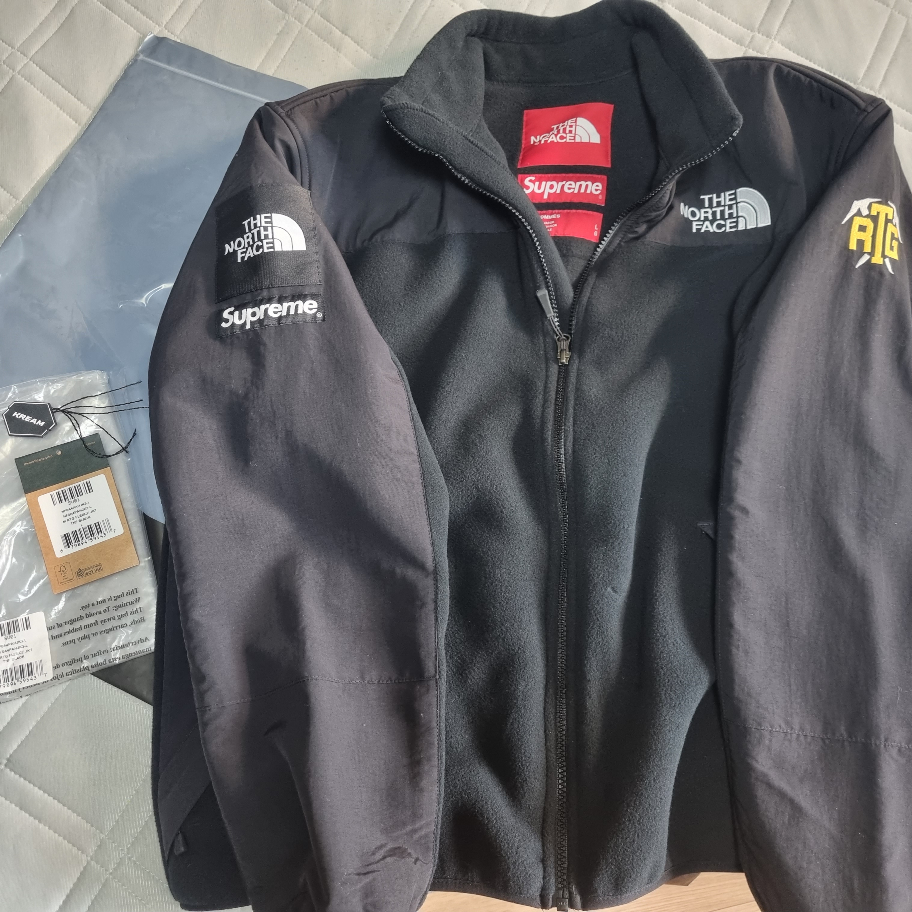 Supreme x The North Face RTG Fleece Jacket Black - 20SS 착용 스타일