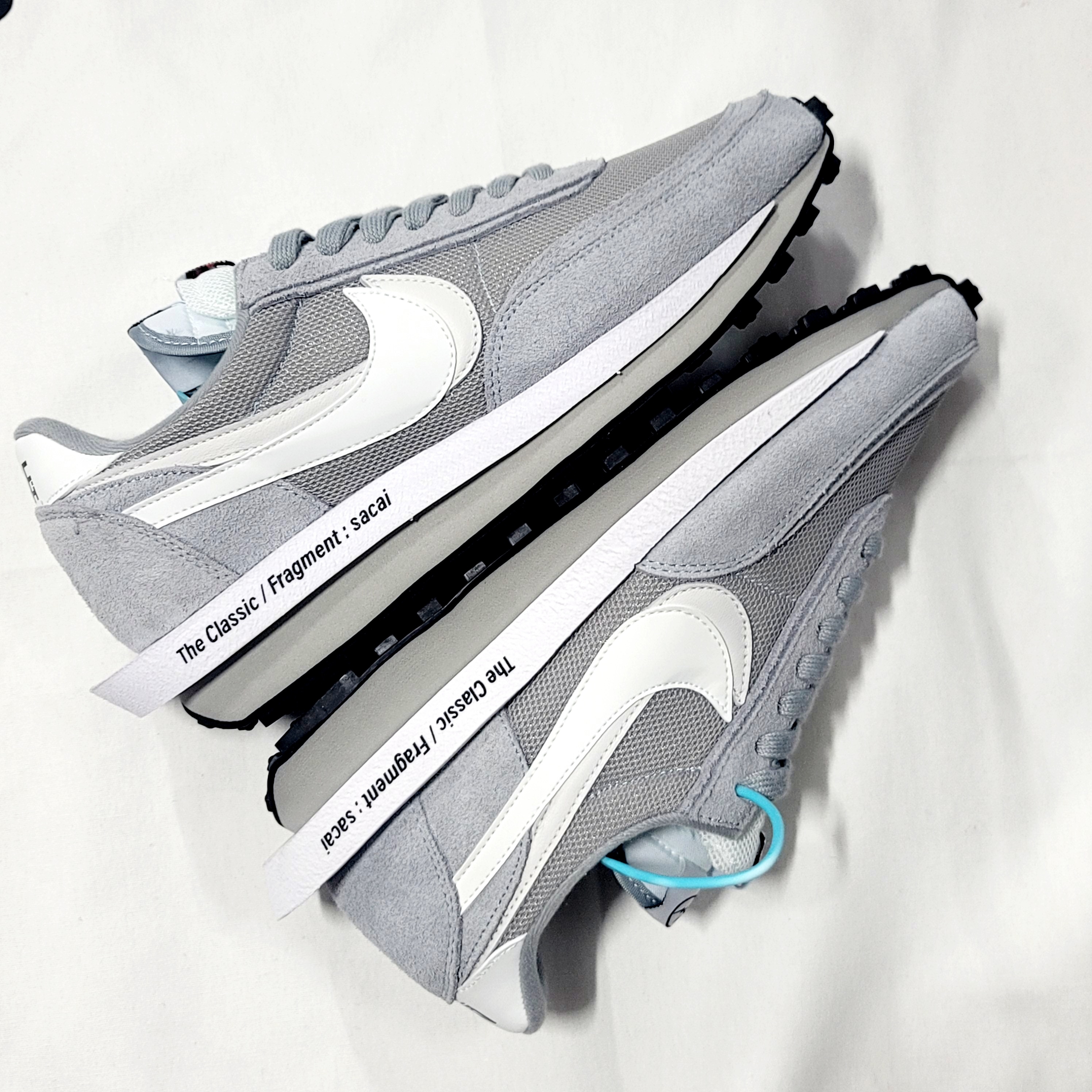 Nike x Sacai x Fragment LDWaffle Light Smoke Grey 착용 스타일 - 3