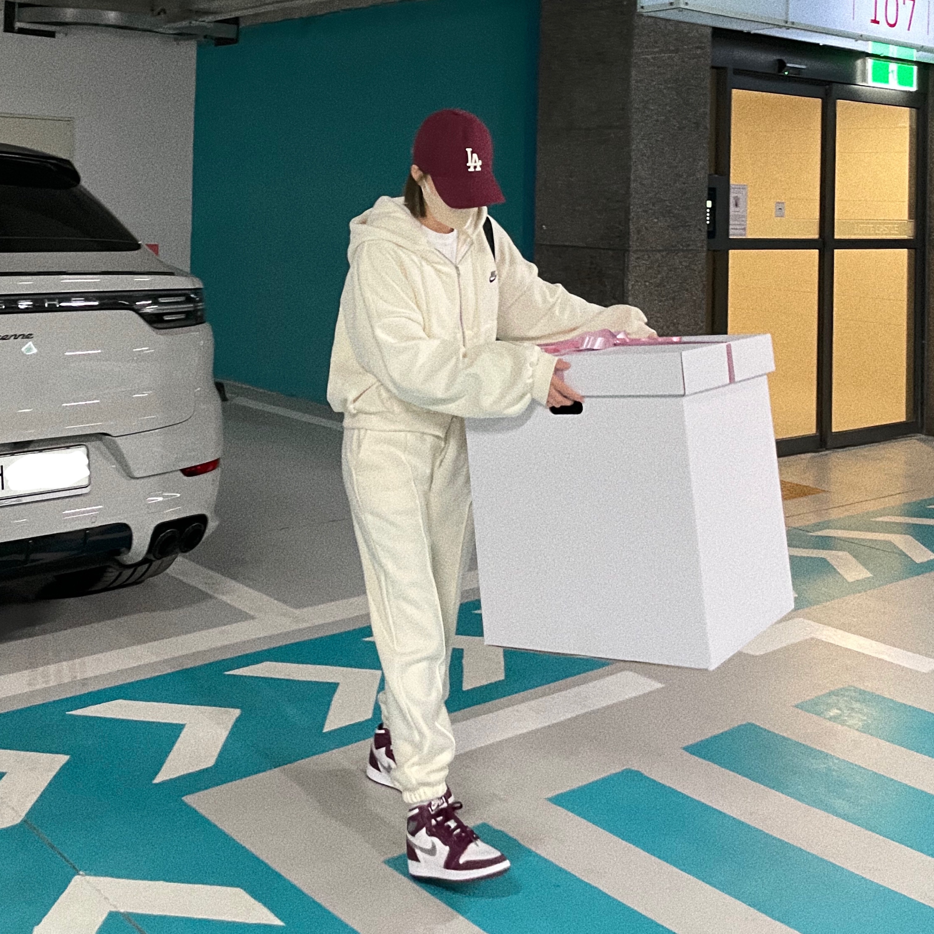 Jordan 1 Retro High OG Bordeaux, (GS) Jordan 1 Retro High OG Bordeaux 착용 스타일