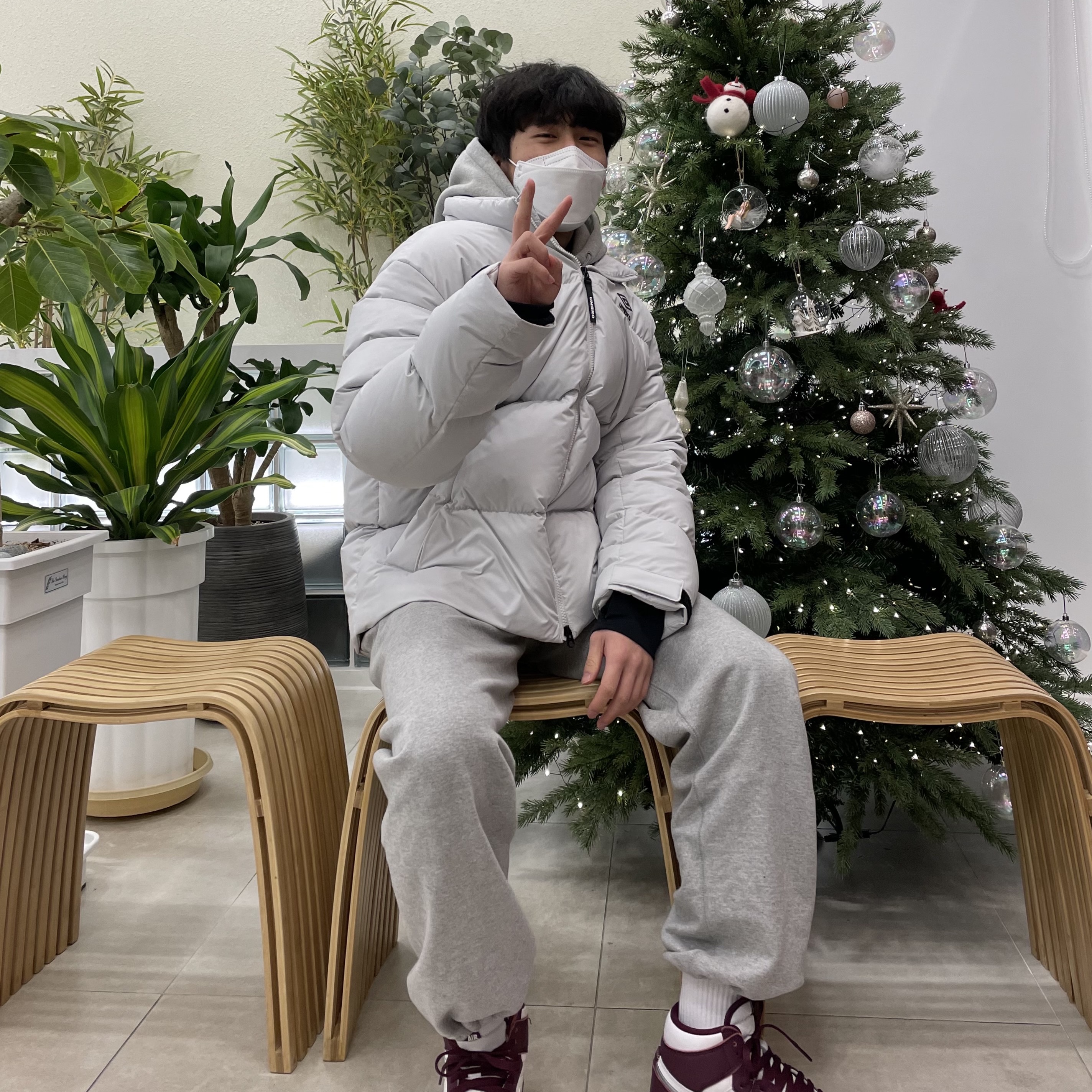 Jordan 1 Retro High OG Bordeaux 착용 스타일