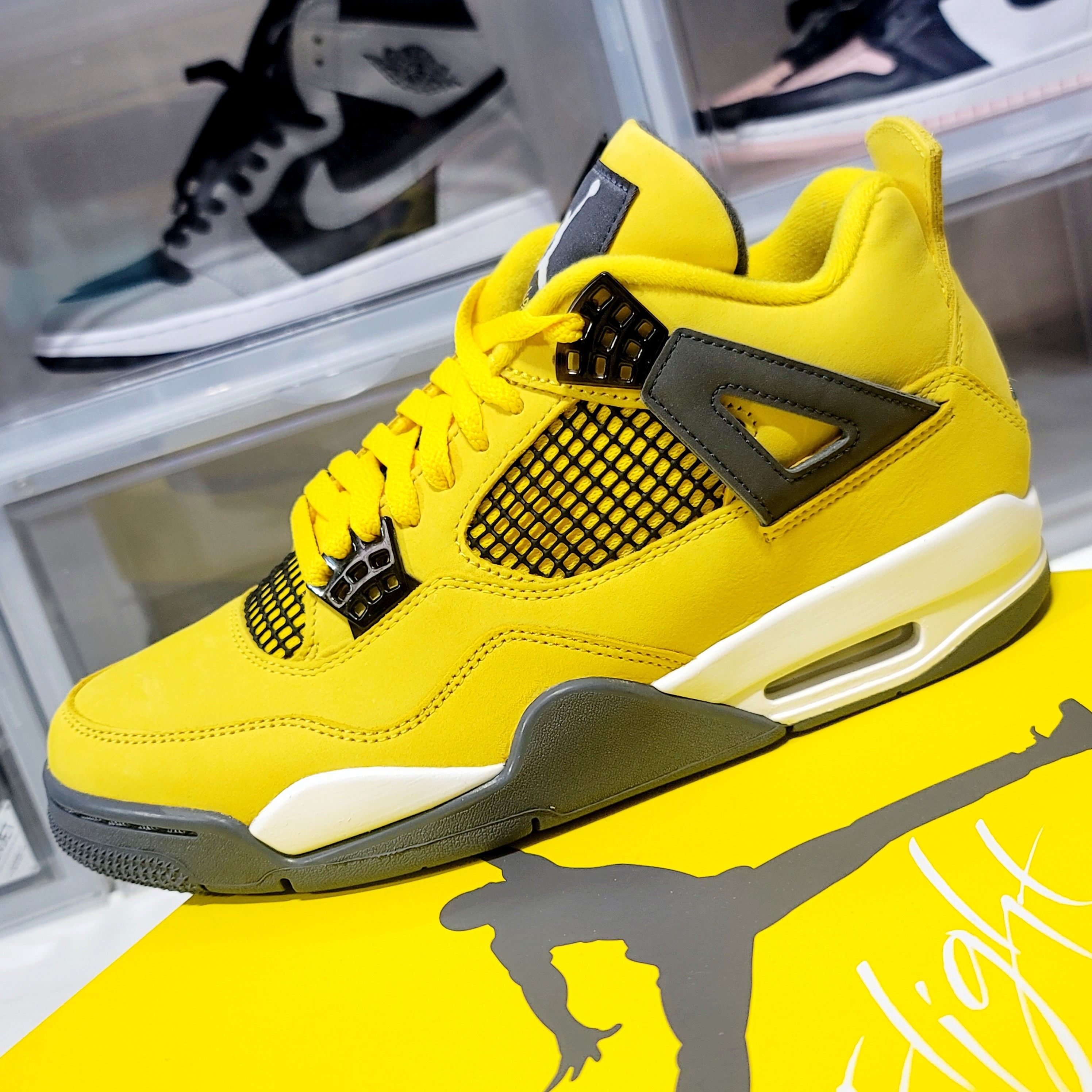 Jordan 4 Retro Tour Yellow 착용 스타일 - 2