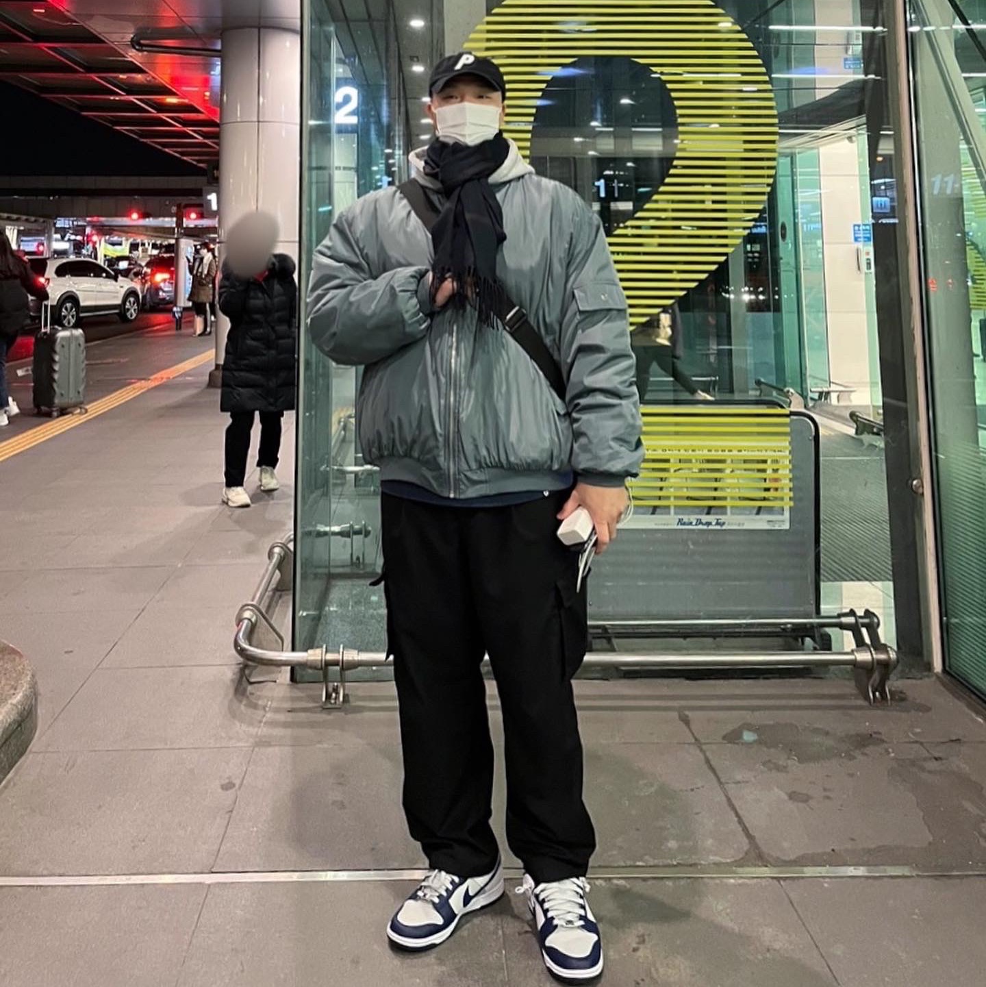 Palace P 6-Panel Black, Nike x NBA Dunk Low Retro EMB Nets 착용 스타일 - 1