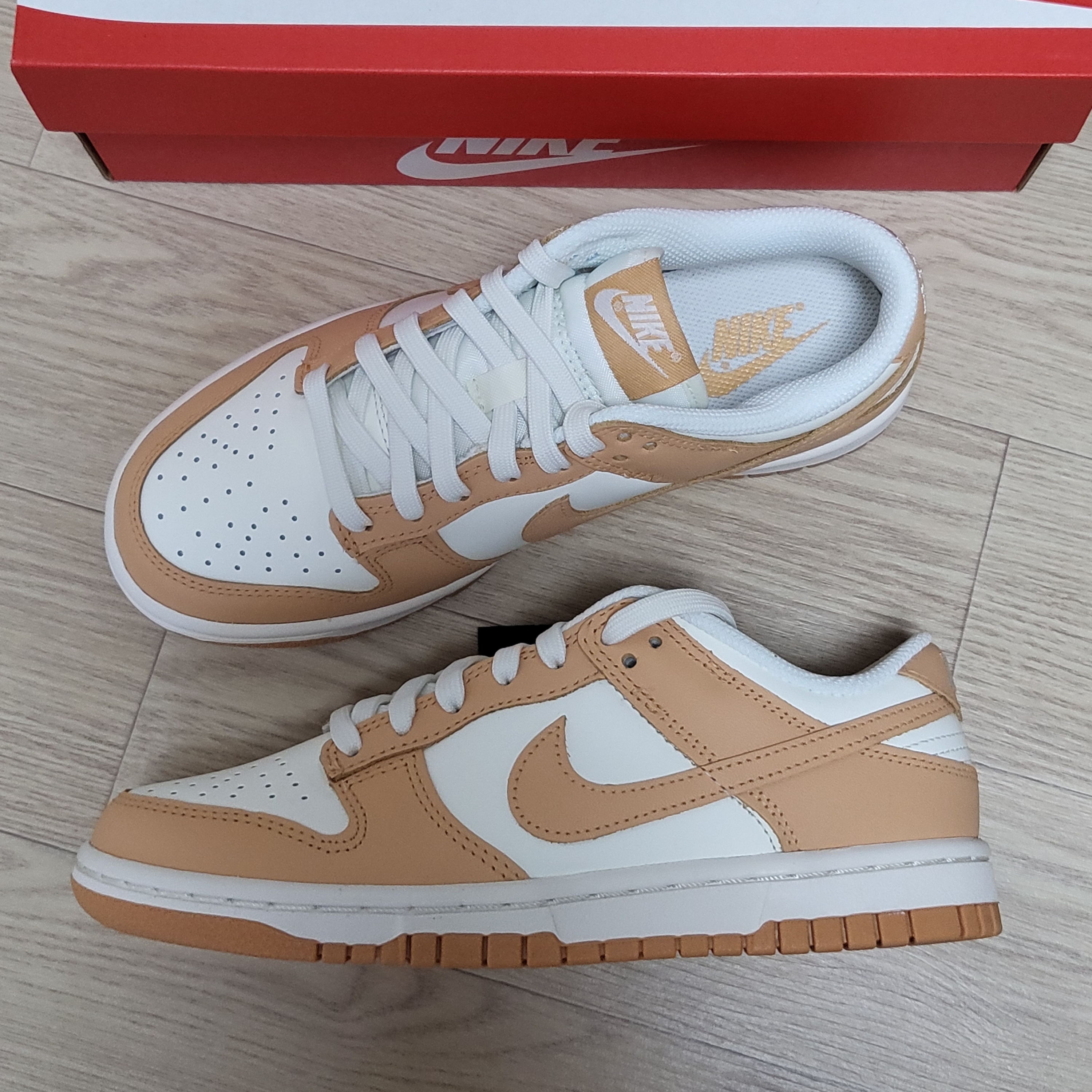 (W) Nike Dunk Low Harvest Moon 착용 스타일