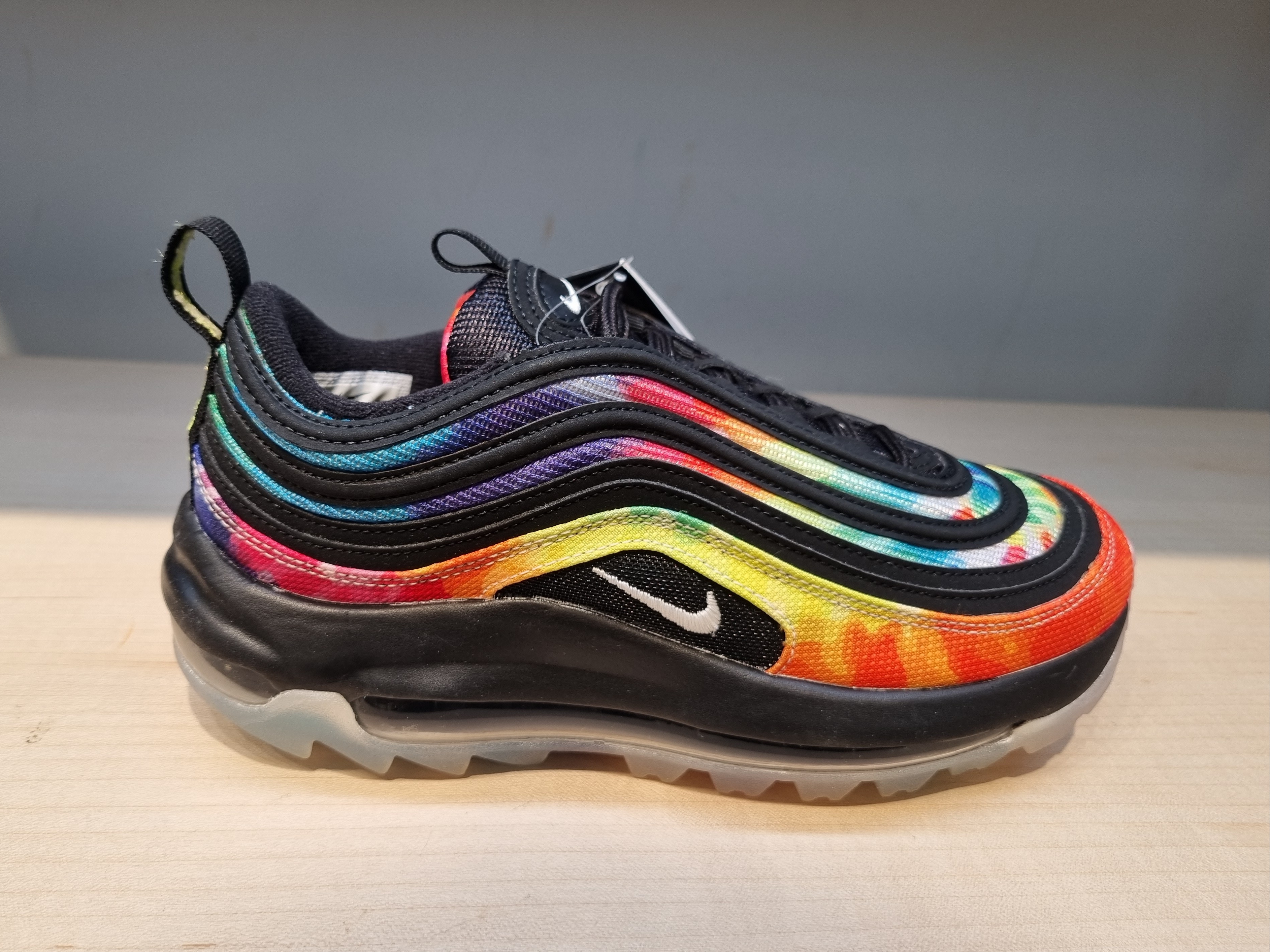 Nike Air Max 97 G NRG Tie Dye Black 착용 스타일