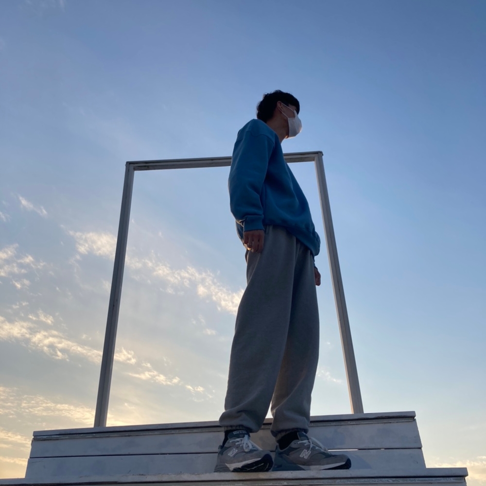 IAB Studio Crewneck Sky Blue, (W) New Balance 993 Made in USA Grey - B Standard 착용 스타일 - 1
