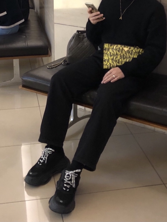 Balenciaga Triple S Black Clear Sole 2019 착용 스타일