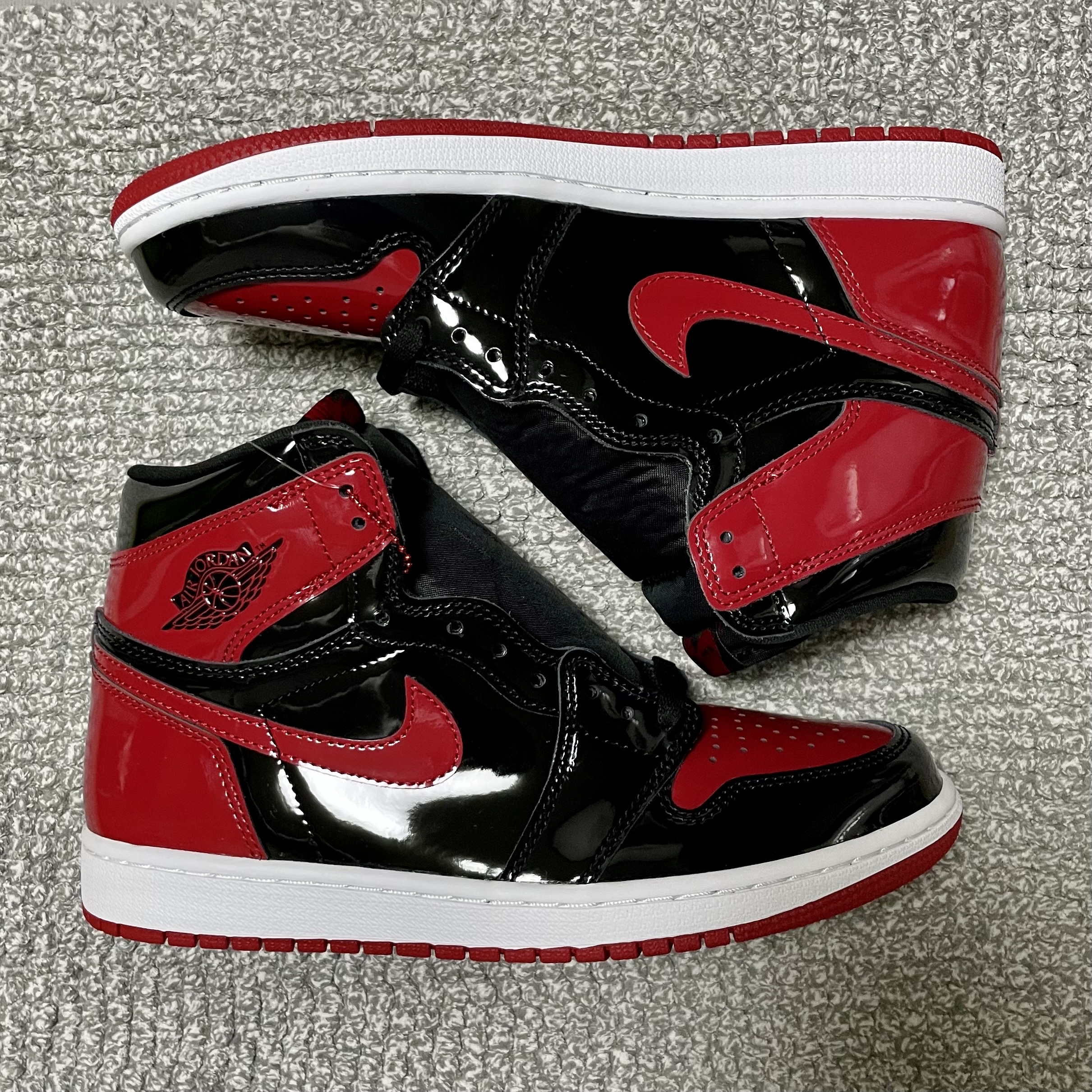 Jordan 1 Retro High OG Patent Bred, (TD) Jordan 1 Retro High OG Patent Bred 착용 스타일 - 2