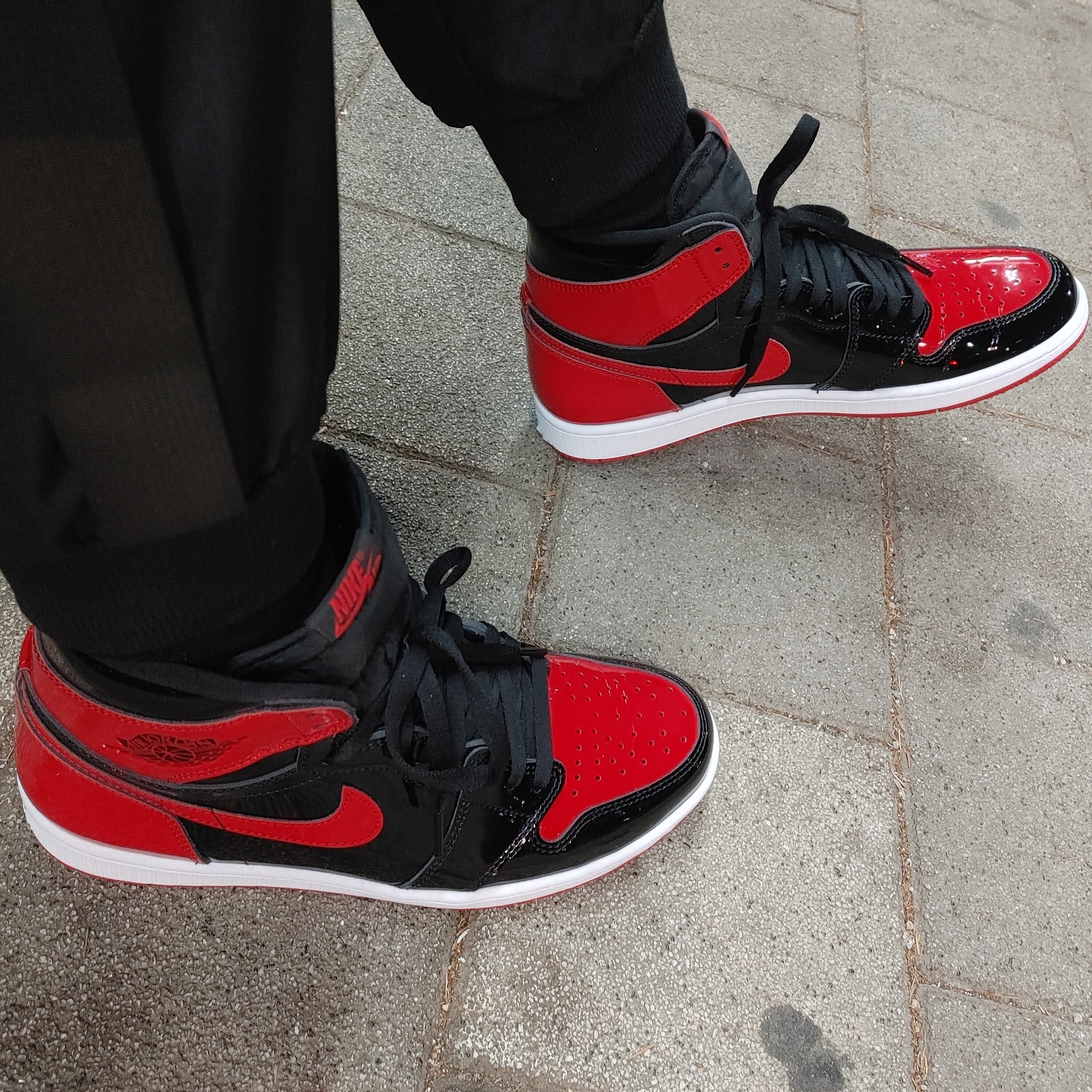 Jordan 1 Retro High OG Patent Bred 착용 스타일
