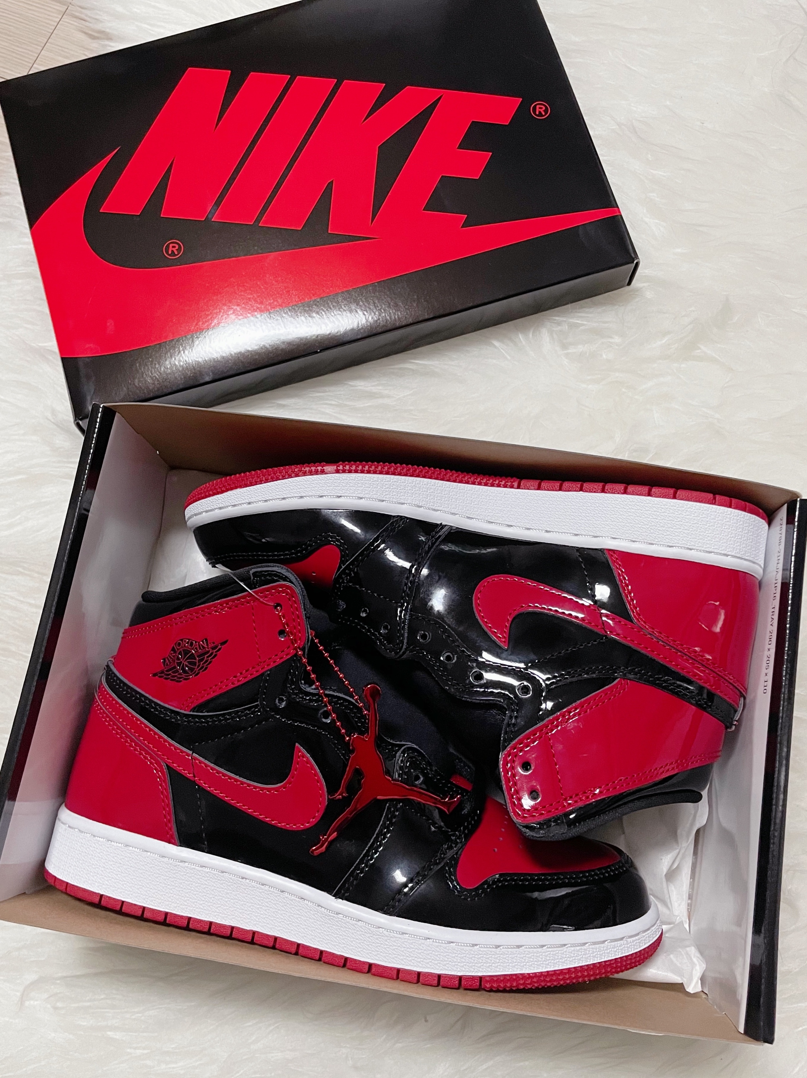 Jordan 1 Retro High OG Patent Bred, (GS) Jordan 1 Retro High OG Patent Bred 착용 스타일 - 4