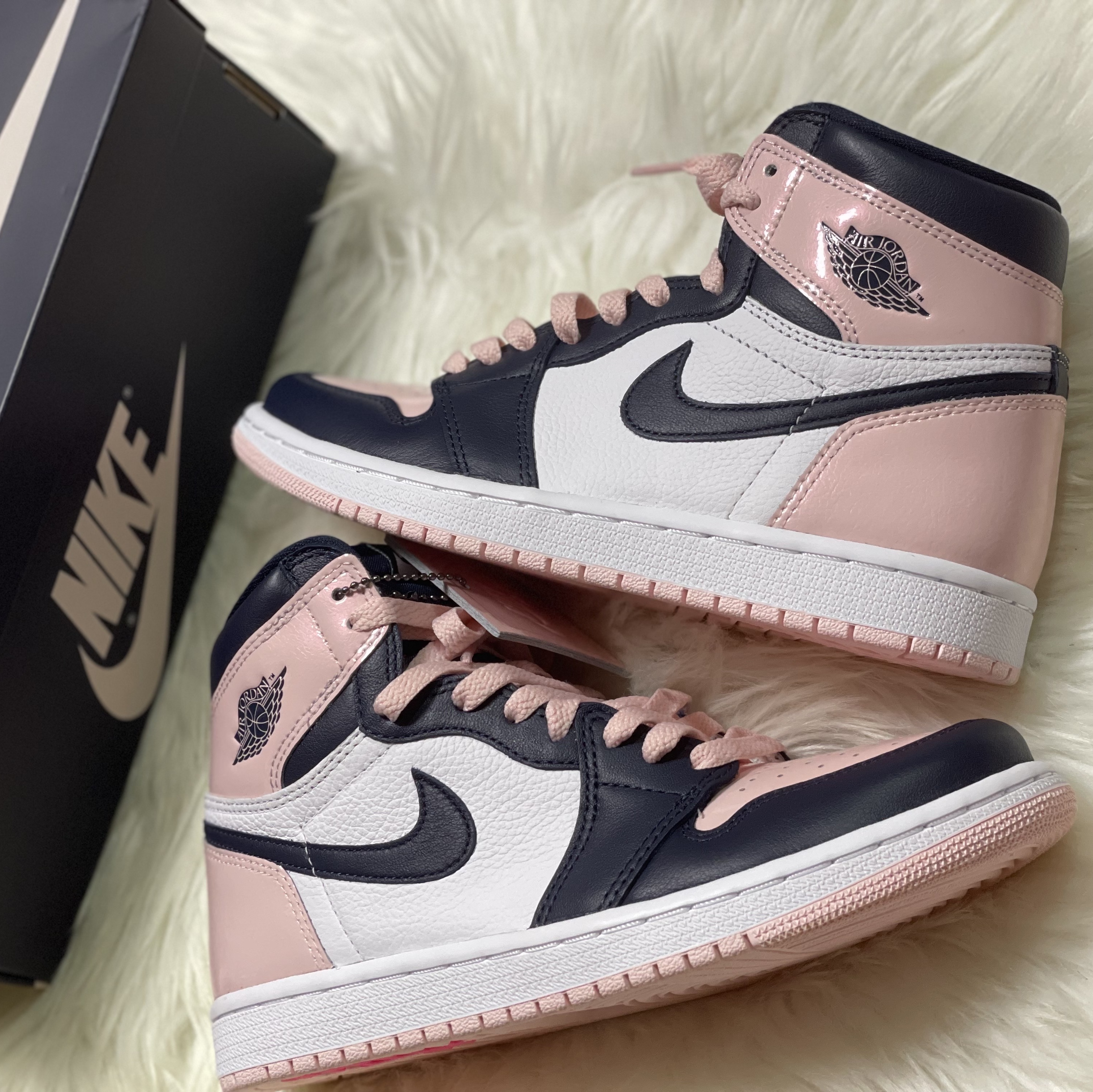 (W) Jordan 1 Retro High OG Atmosphere 착용 스타일 - 3
