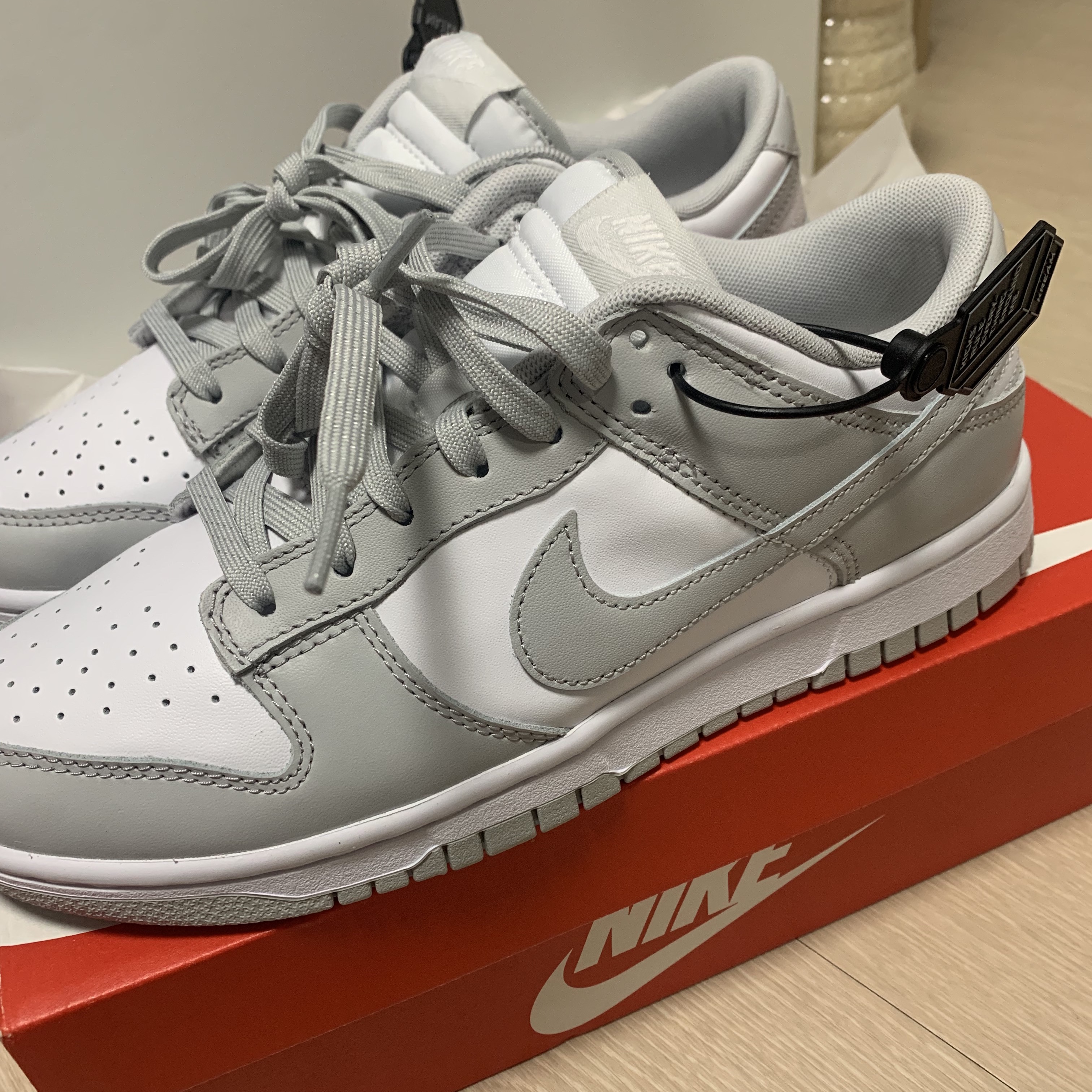 Nike Dunk Low Retro Grey Fog 착용 스타일